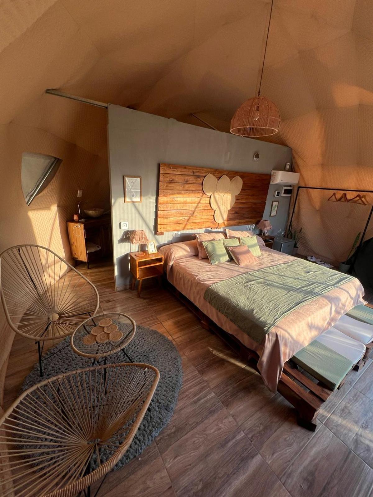 Entre racimos, glamping entre viñedos en bodega