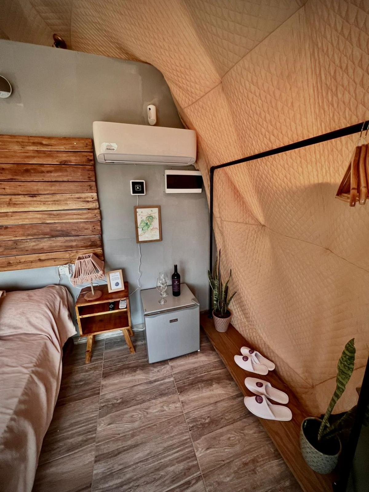 Entre racimos, glamping entre viñedos en bodega