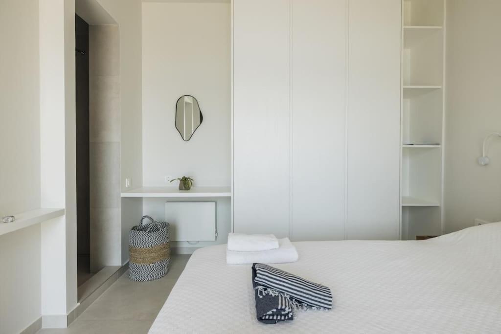 Private pool with prime location Oraio Meros view 5