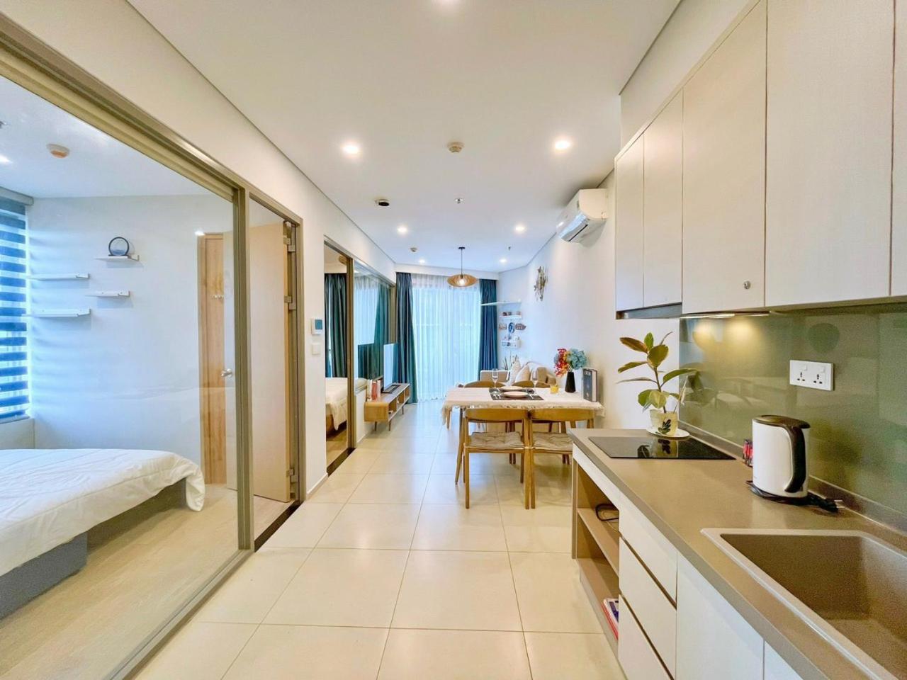 Phạm Hiếu's Homestay - The Song Apartment view 2