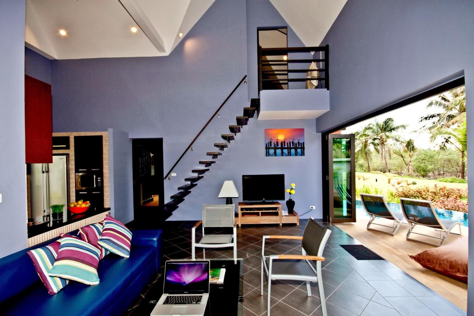 Tha Lane Bay Villas