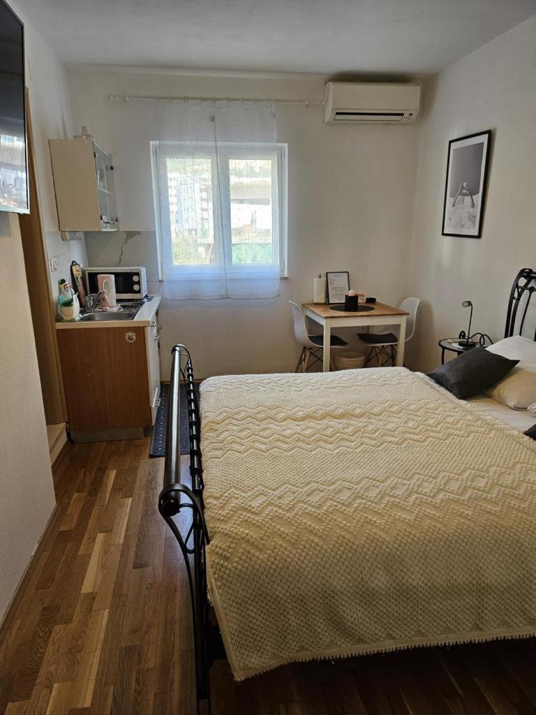 Milka Apartments