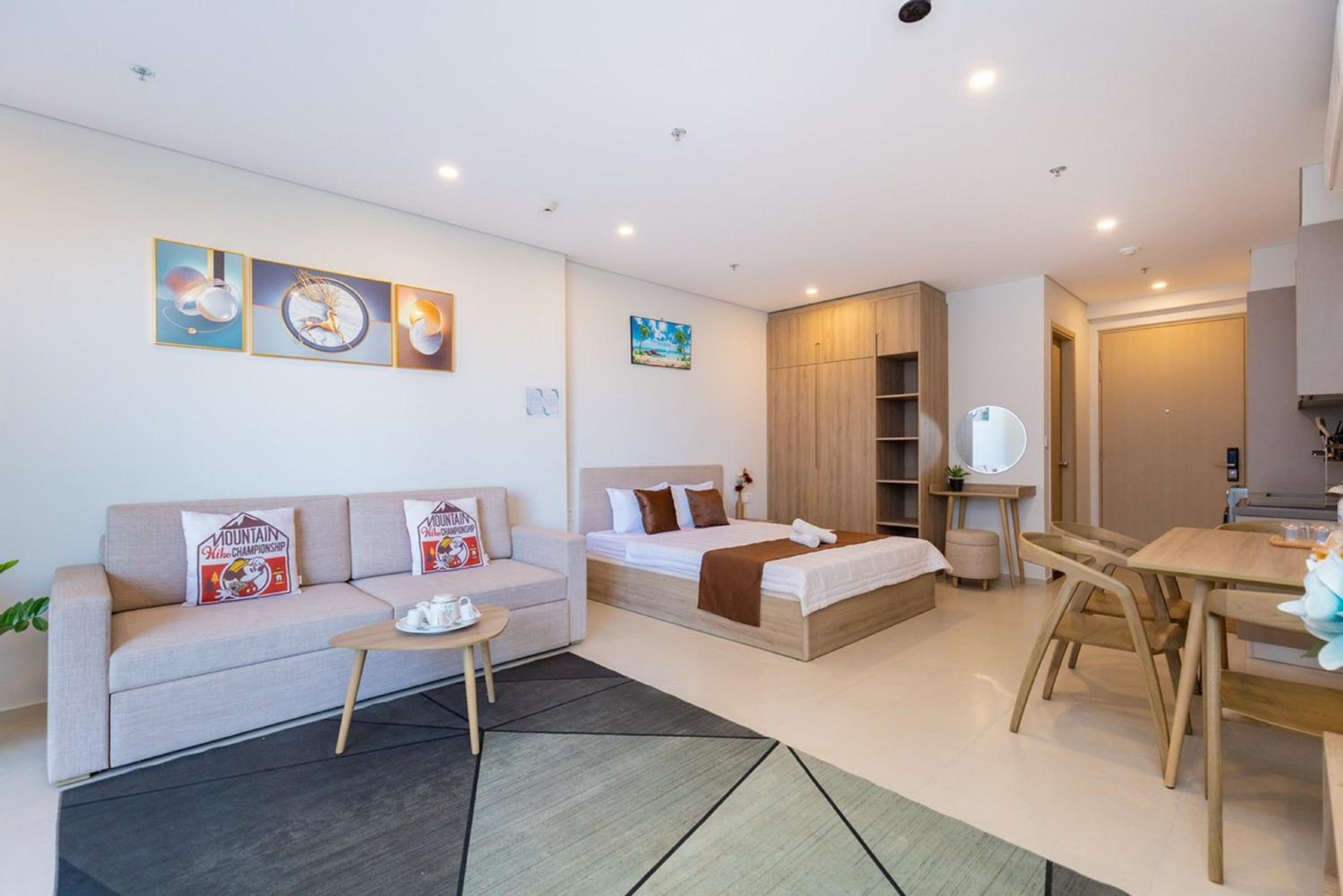 Phạm Hiếu's Homestay - The Song Apartment view 4