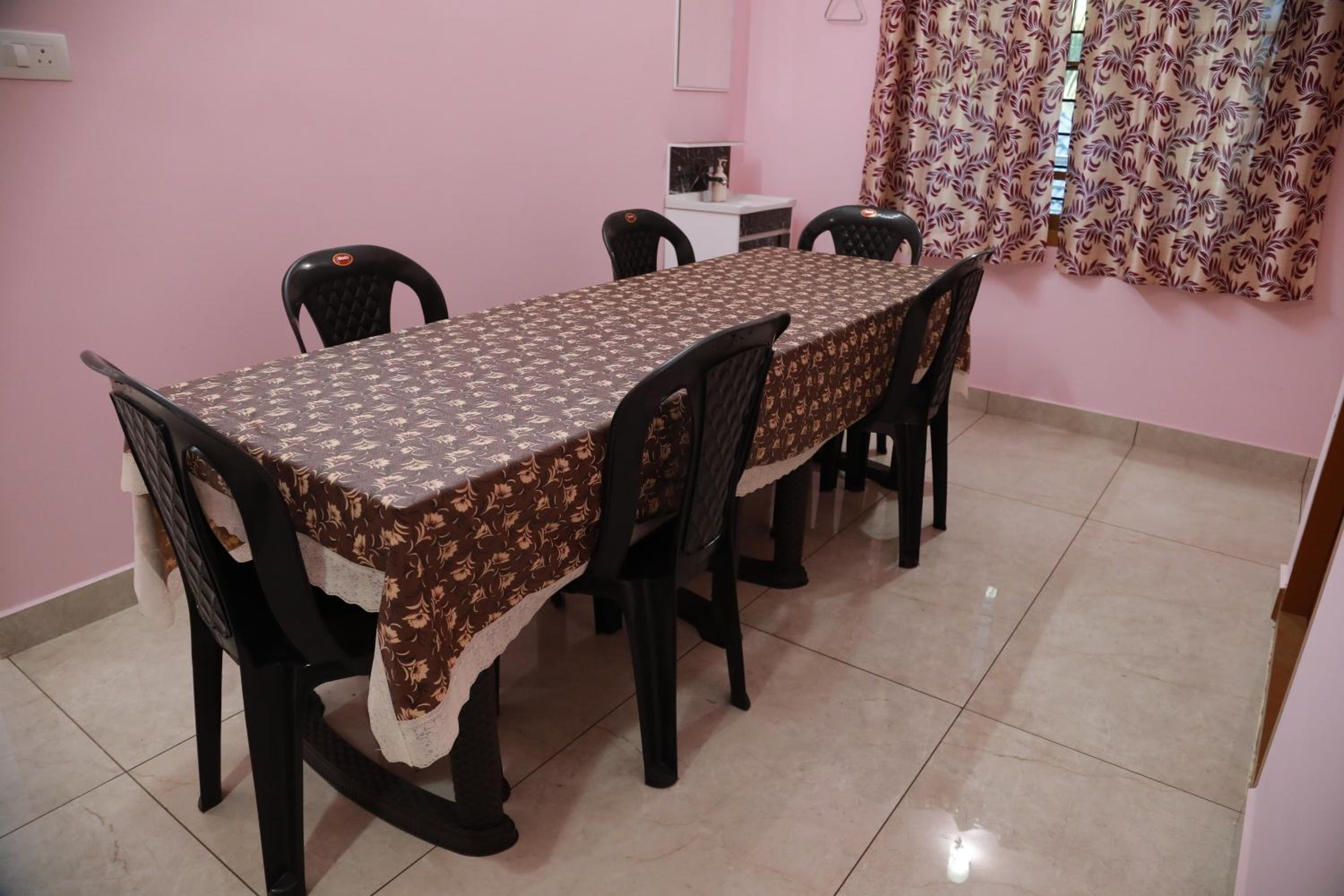 Mammen's Homestay, Vyttila
