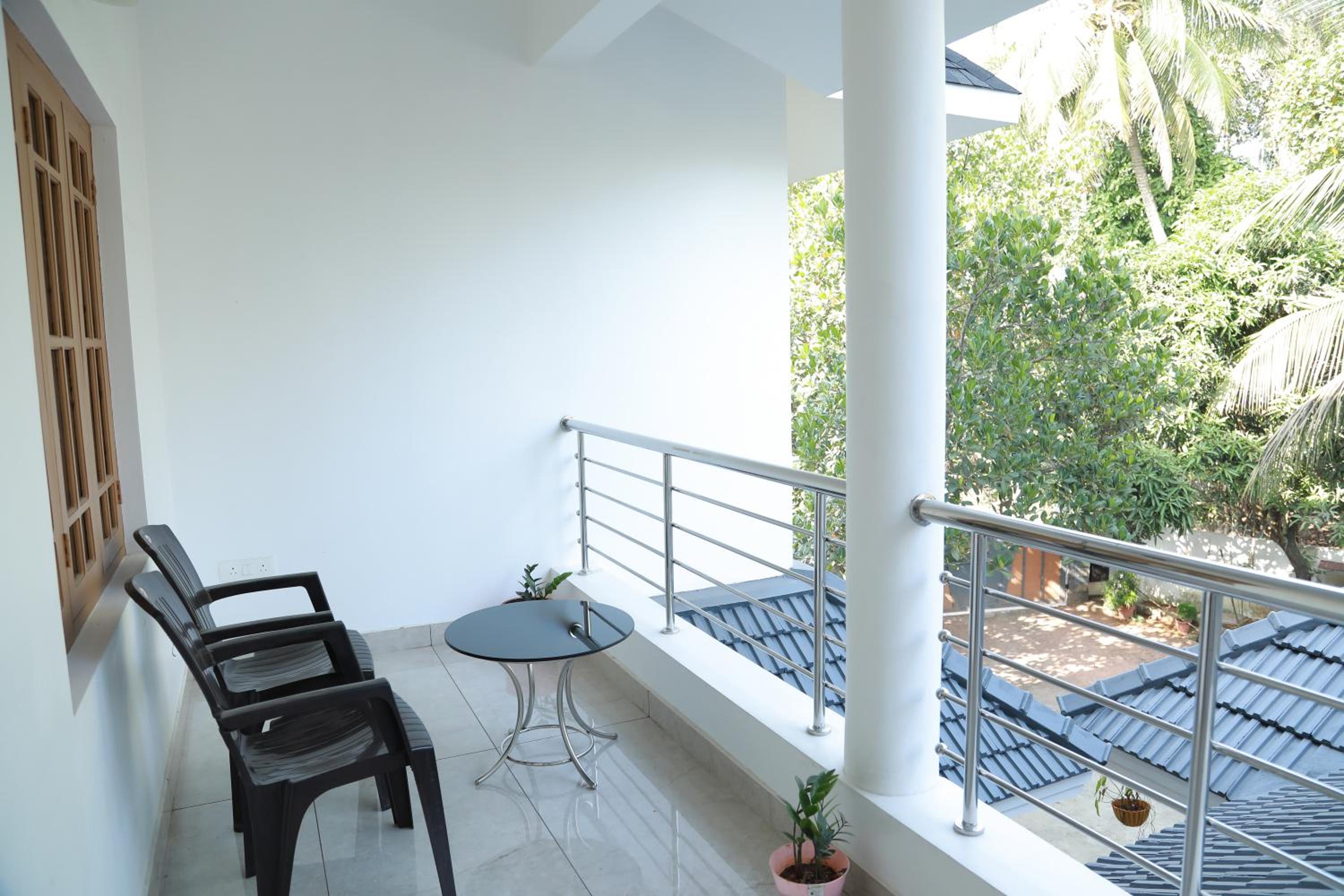Mammen's Homestay, Vyttila