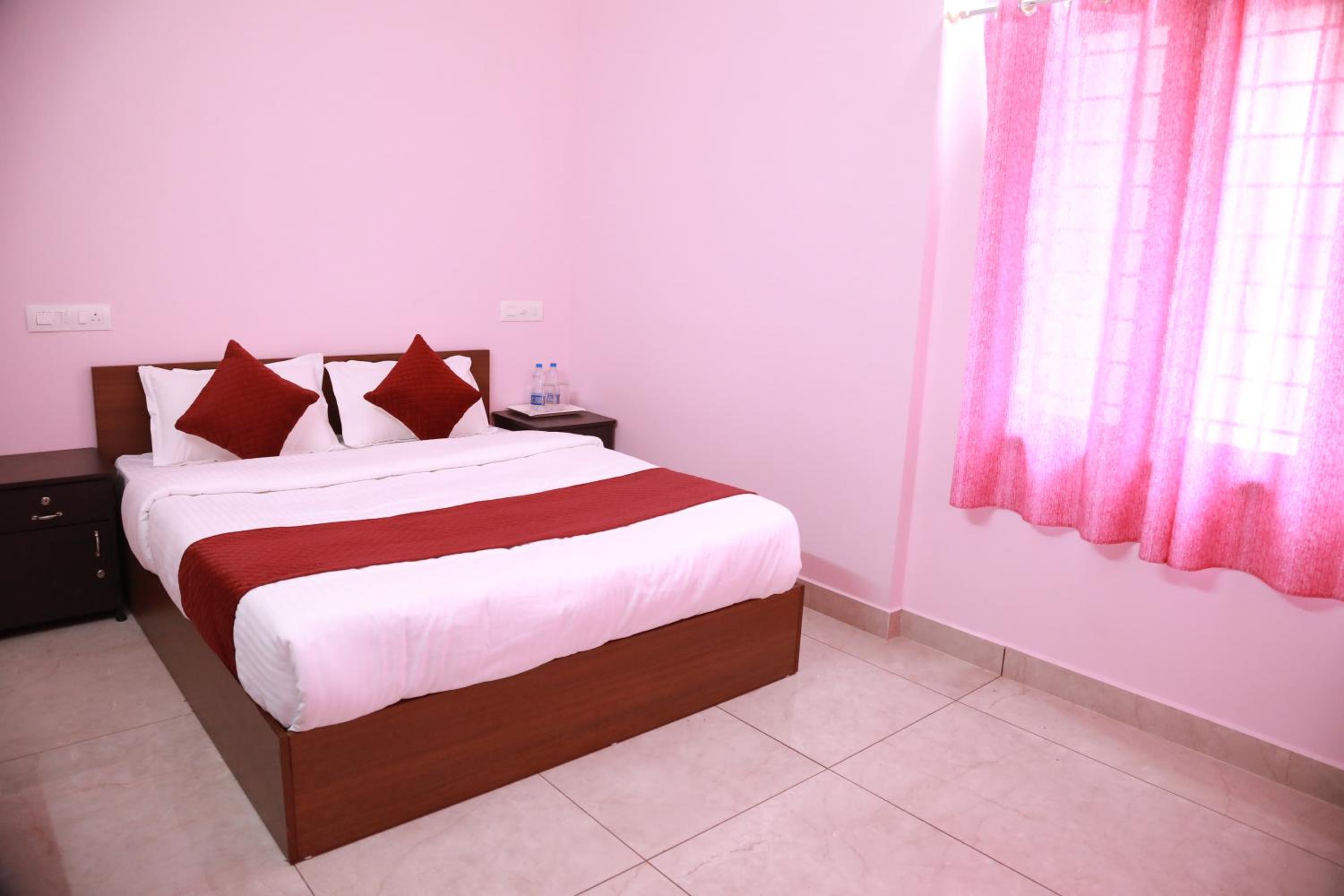Mammen's Homestay, Vyttila