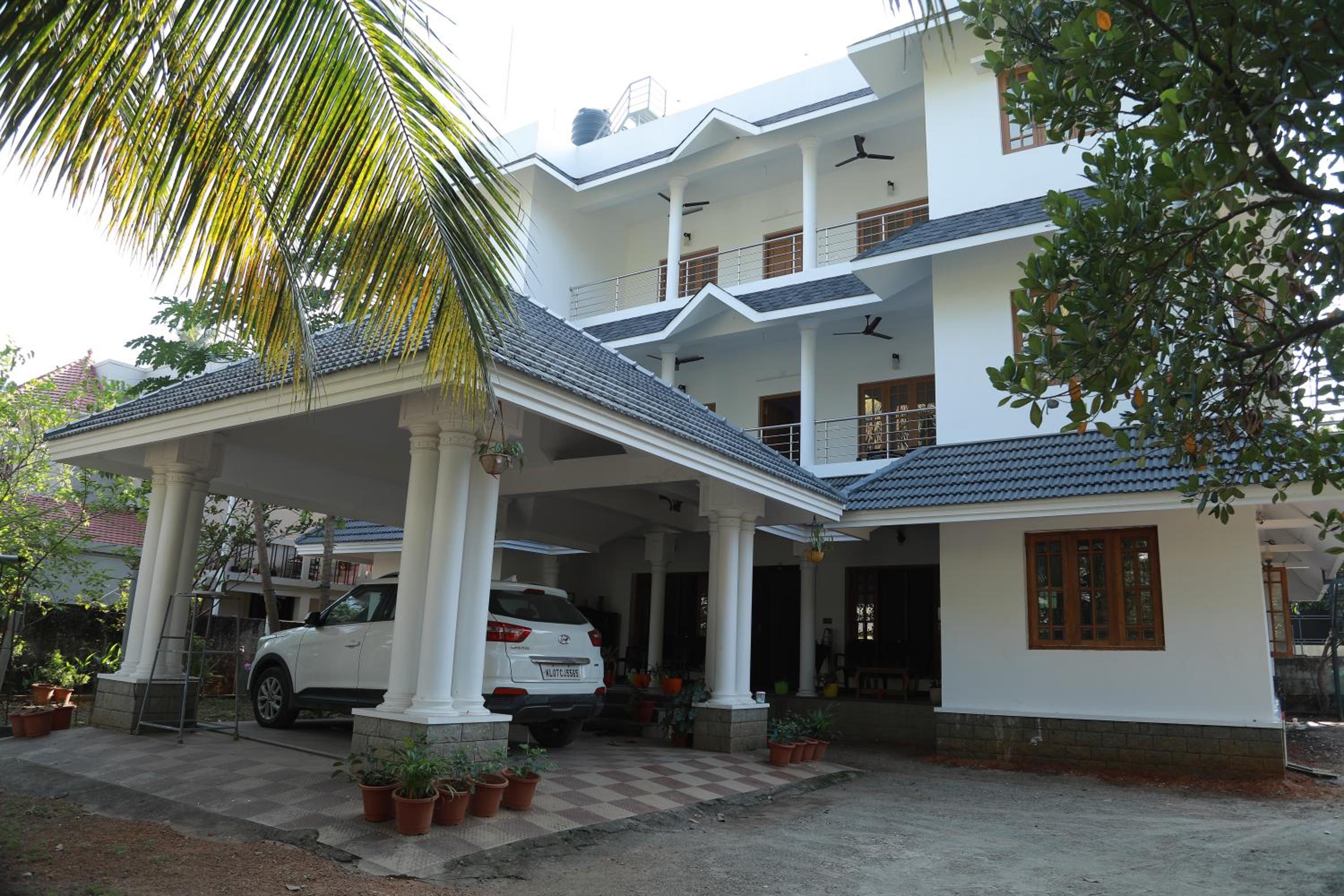 Mammen's Homestay, Vyttila
