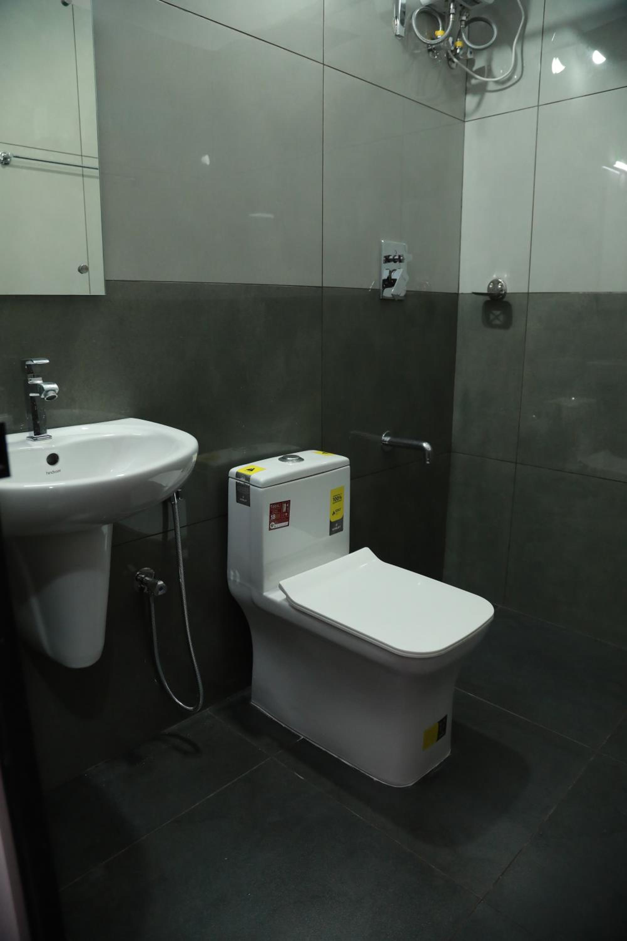 Mammen's Homestay, Vyttila