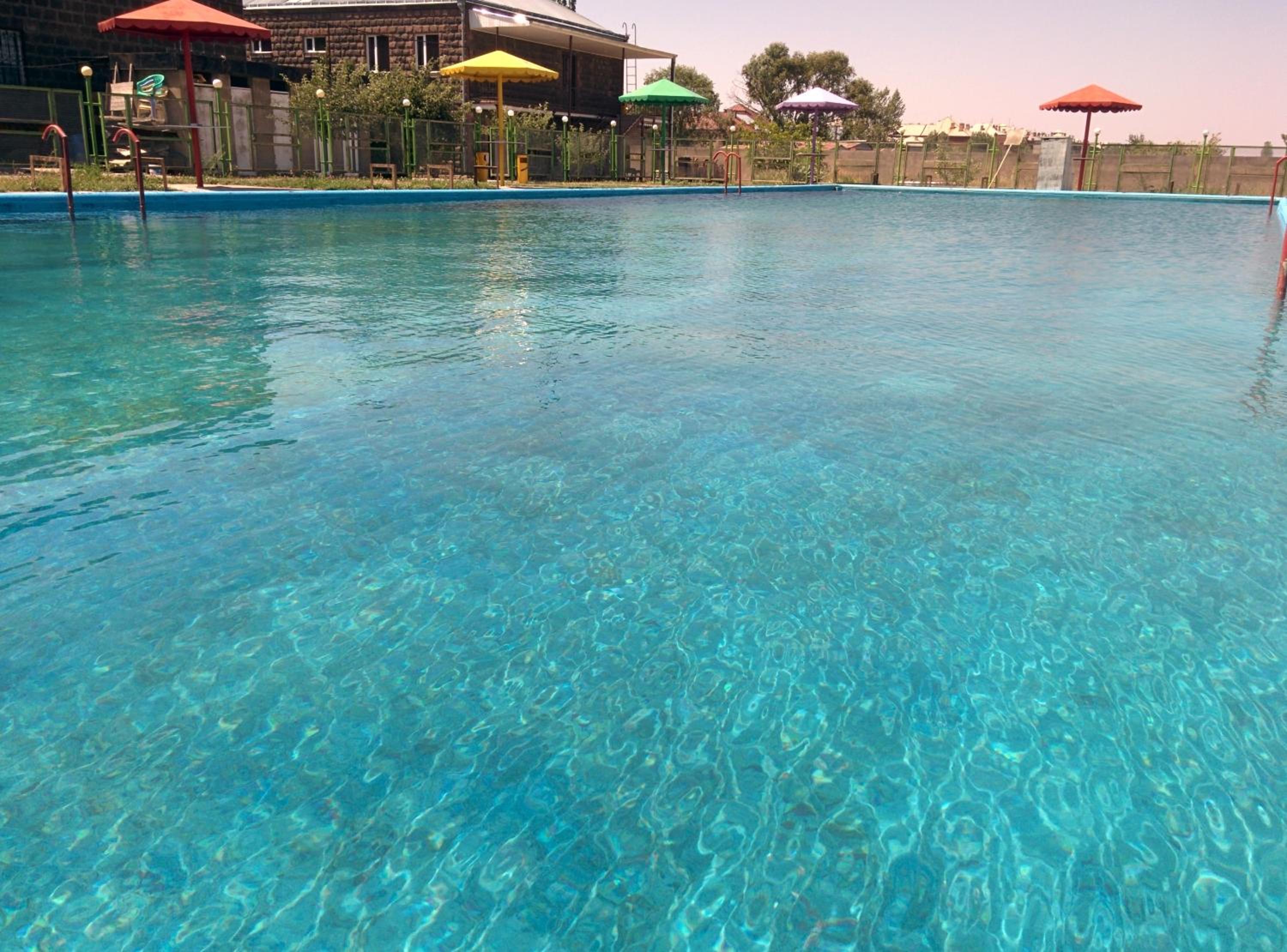 Erazank Hotel