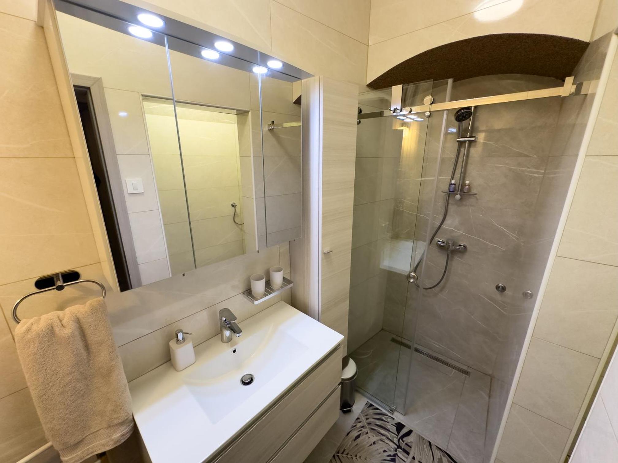 Apartments Adamas