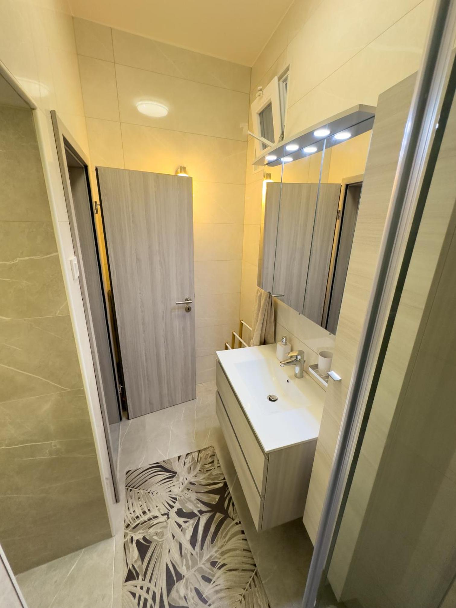 Apartments Adamas