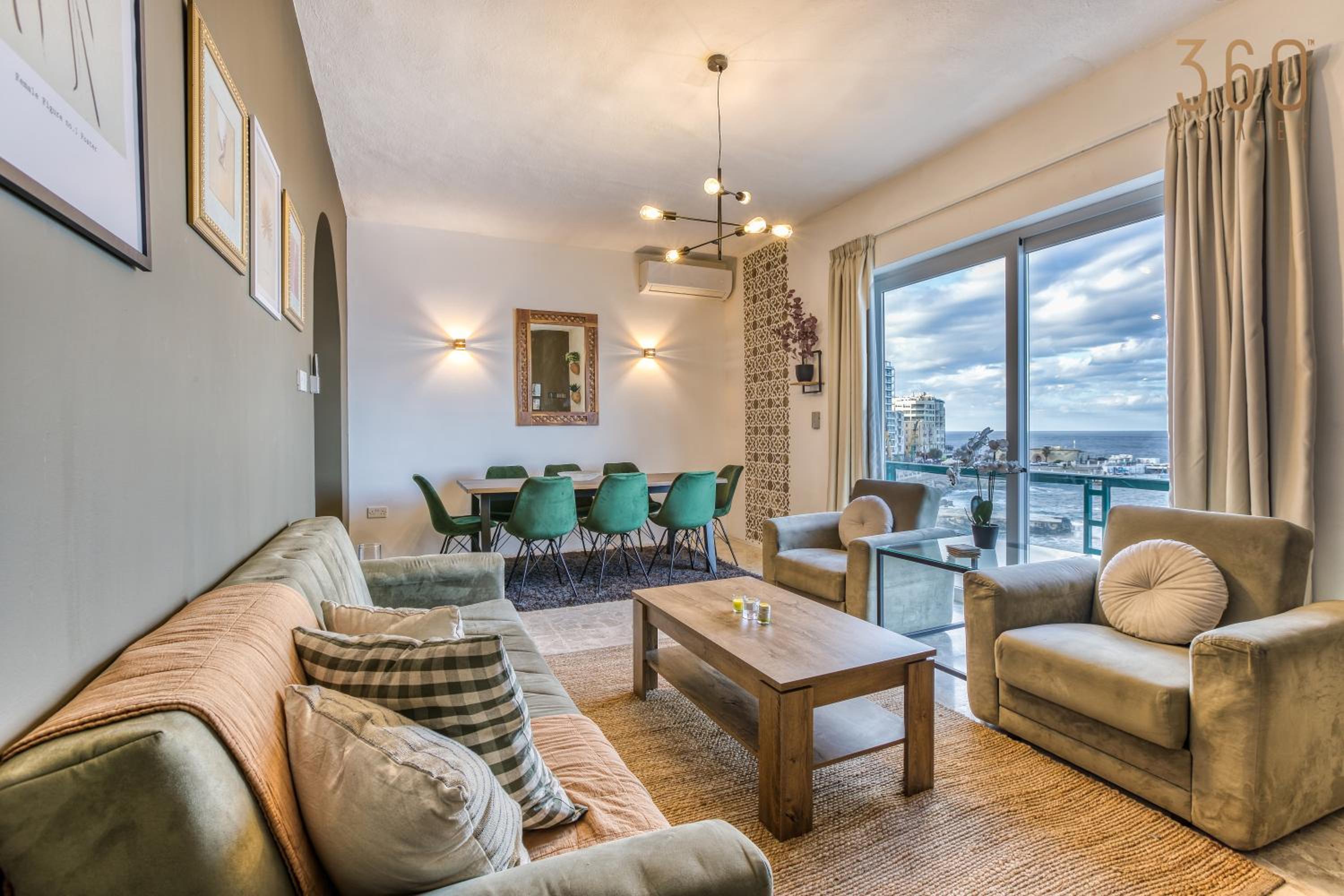 Spacious seafront home with terrace, BBQ & Views by 360 Estates view 2