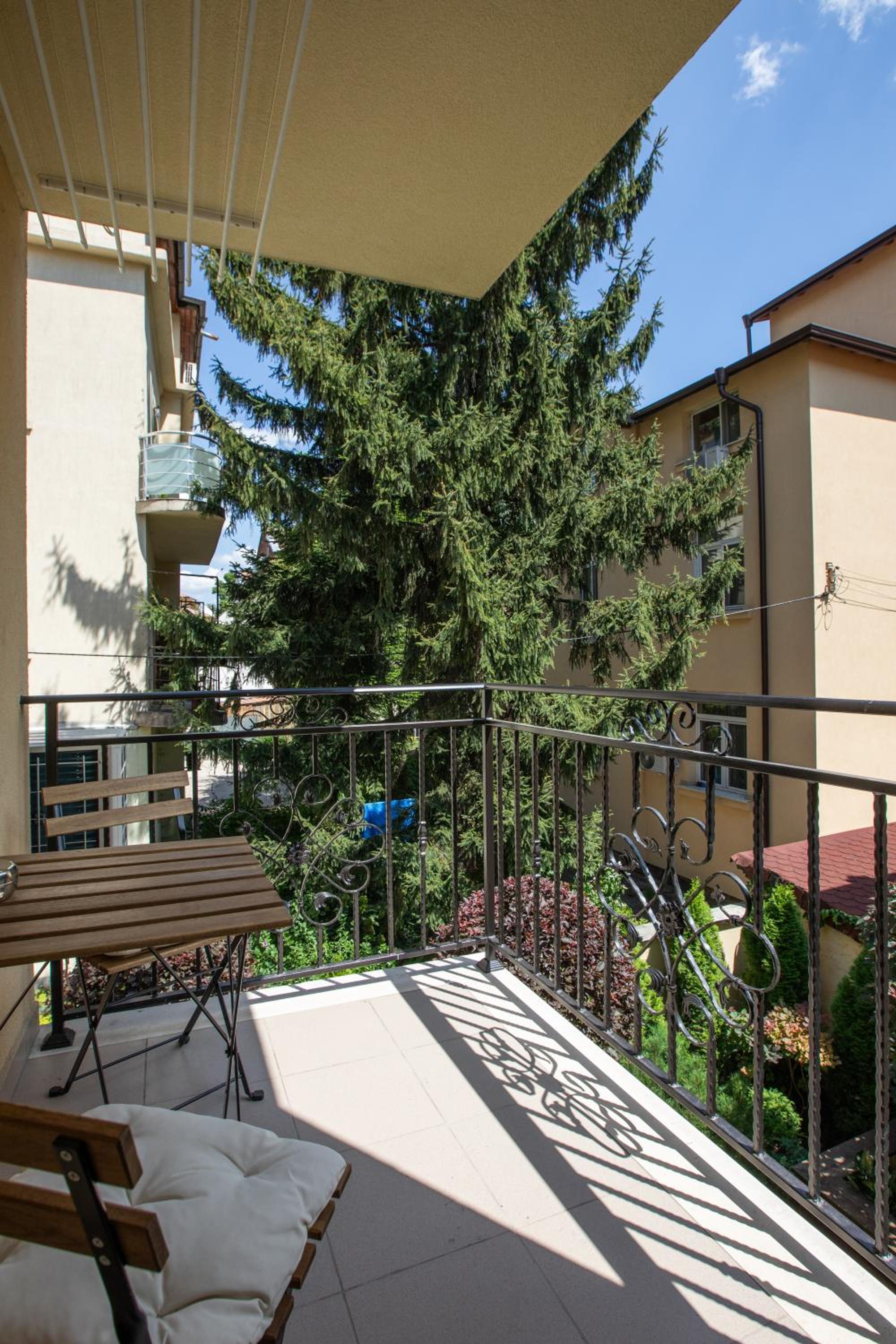 Didi's Central Designer Apartments