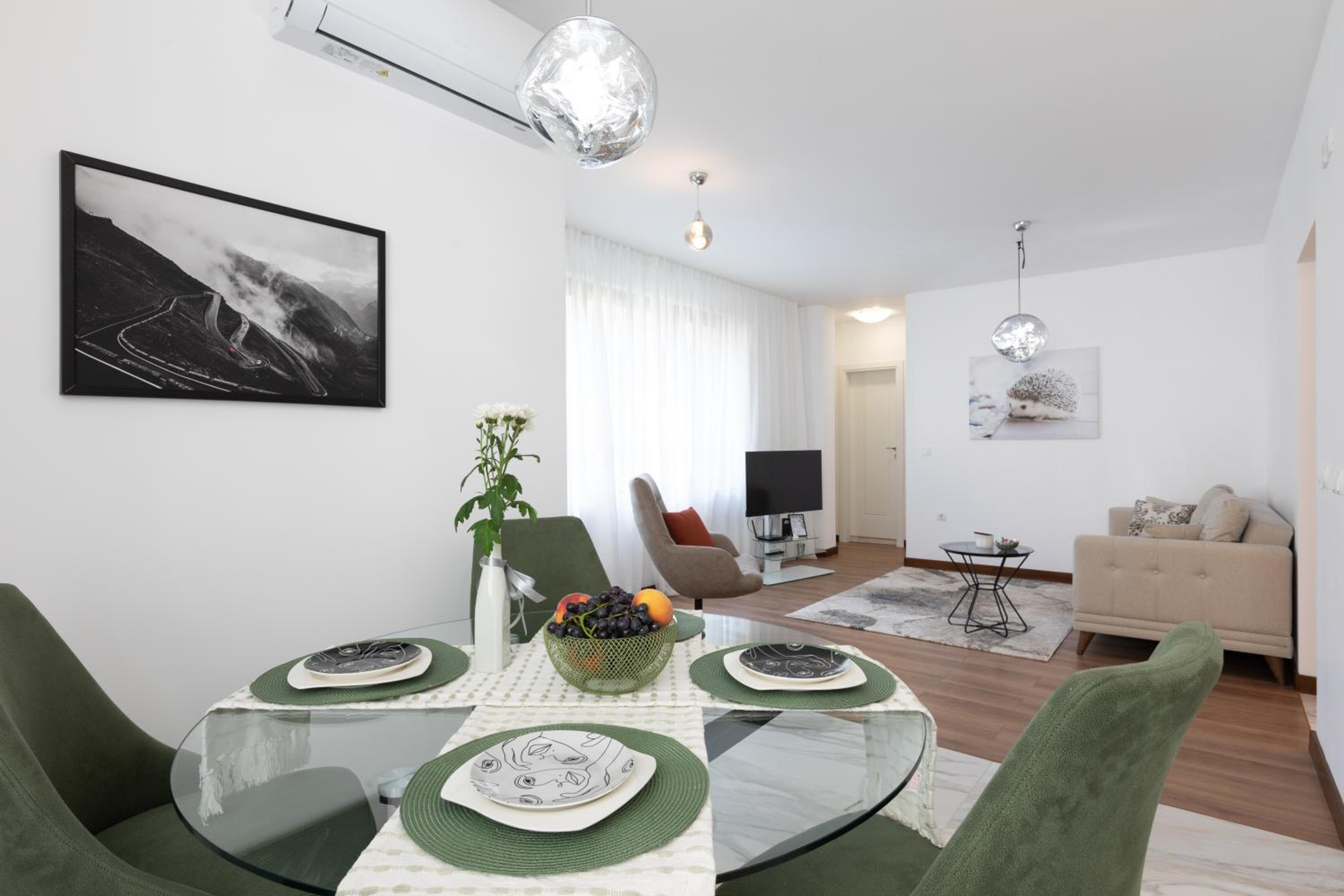 Didi's Central Designer Apartments