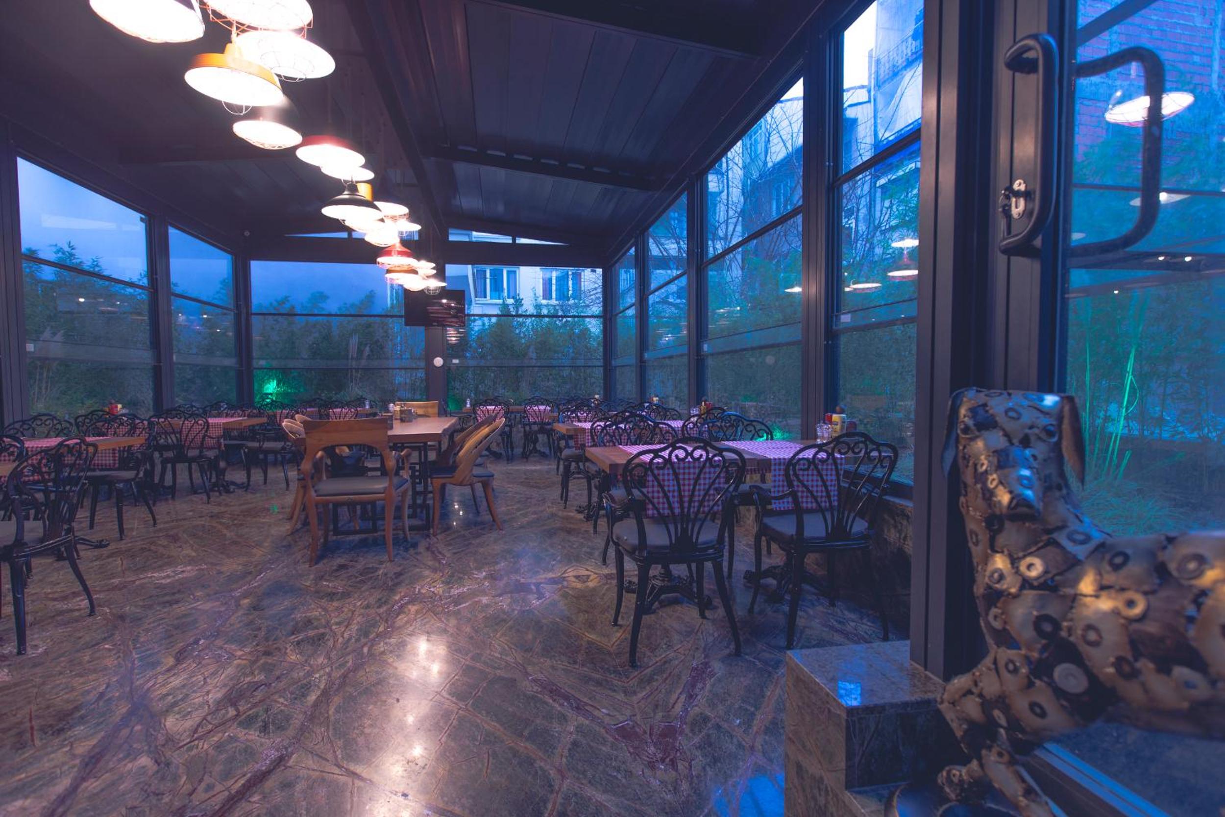 The Time Hotel Marina becomes The Time Otel Marina. - Image 92