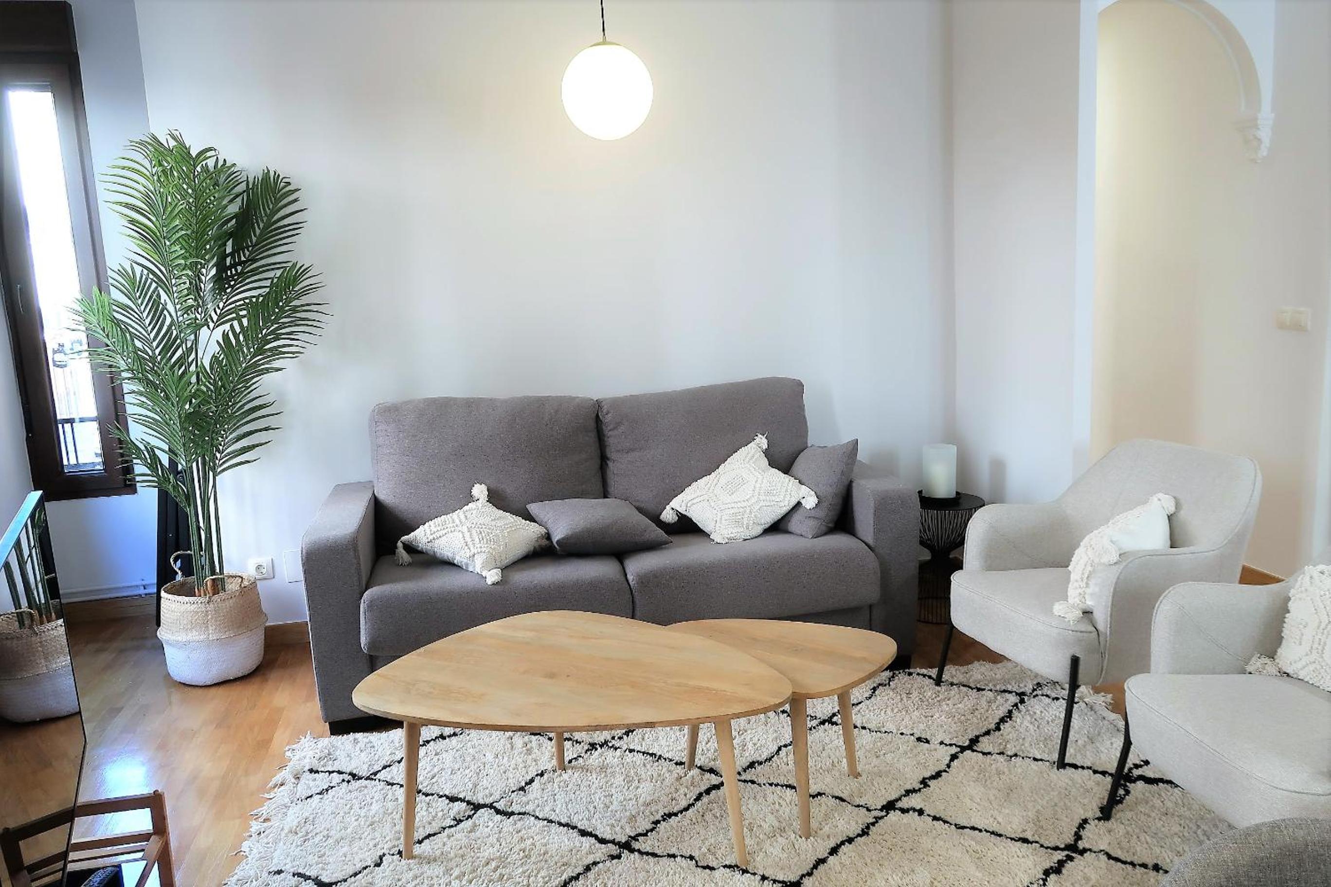 Leon Antiguo-Cascaleria 12 photo 2