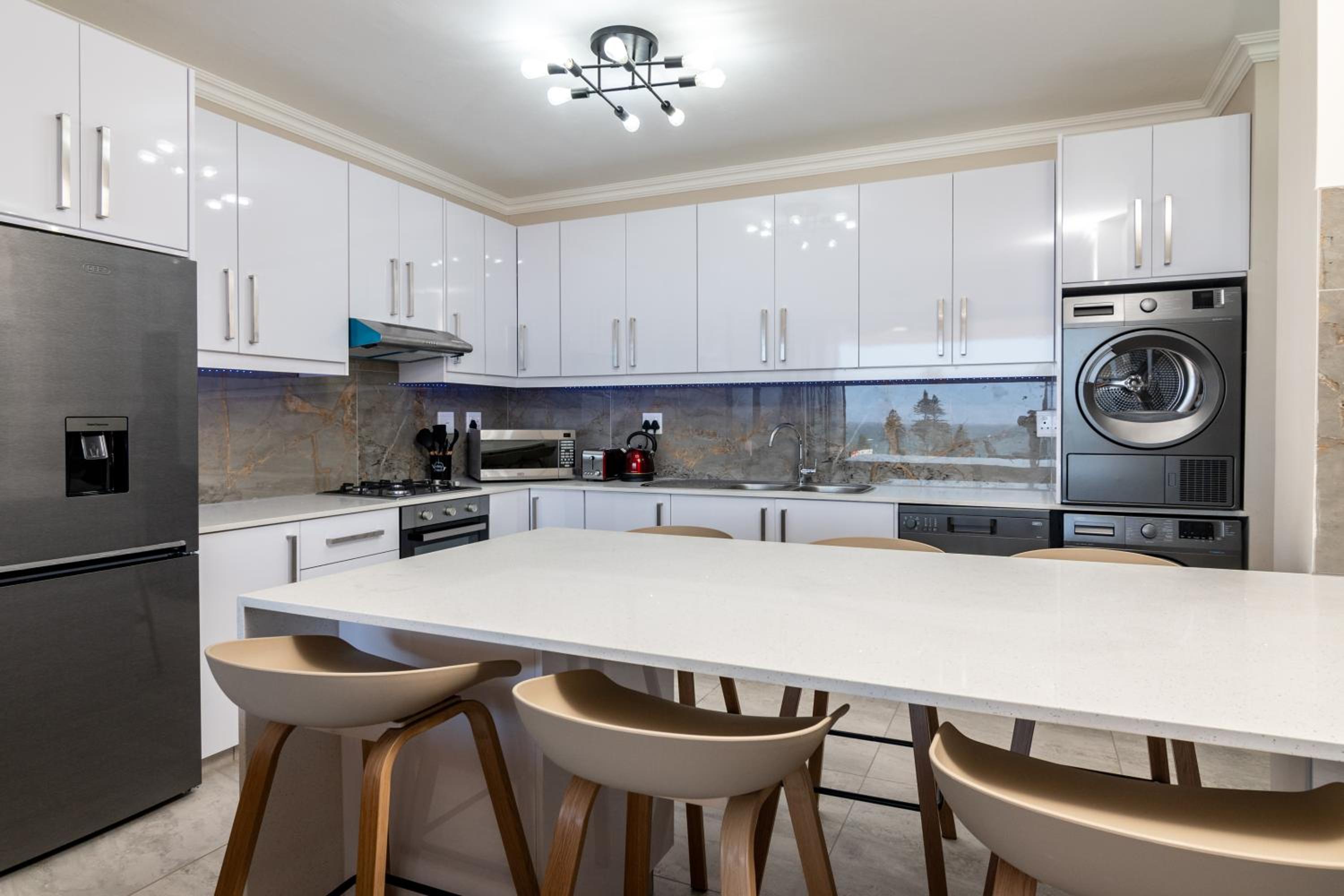 Shanthi Apartment 7