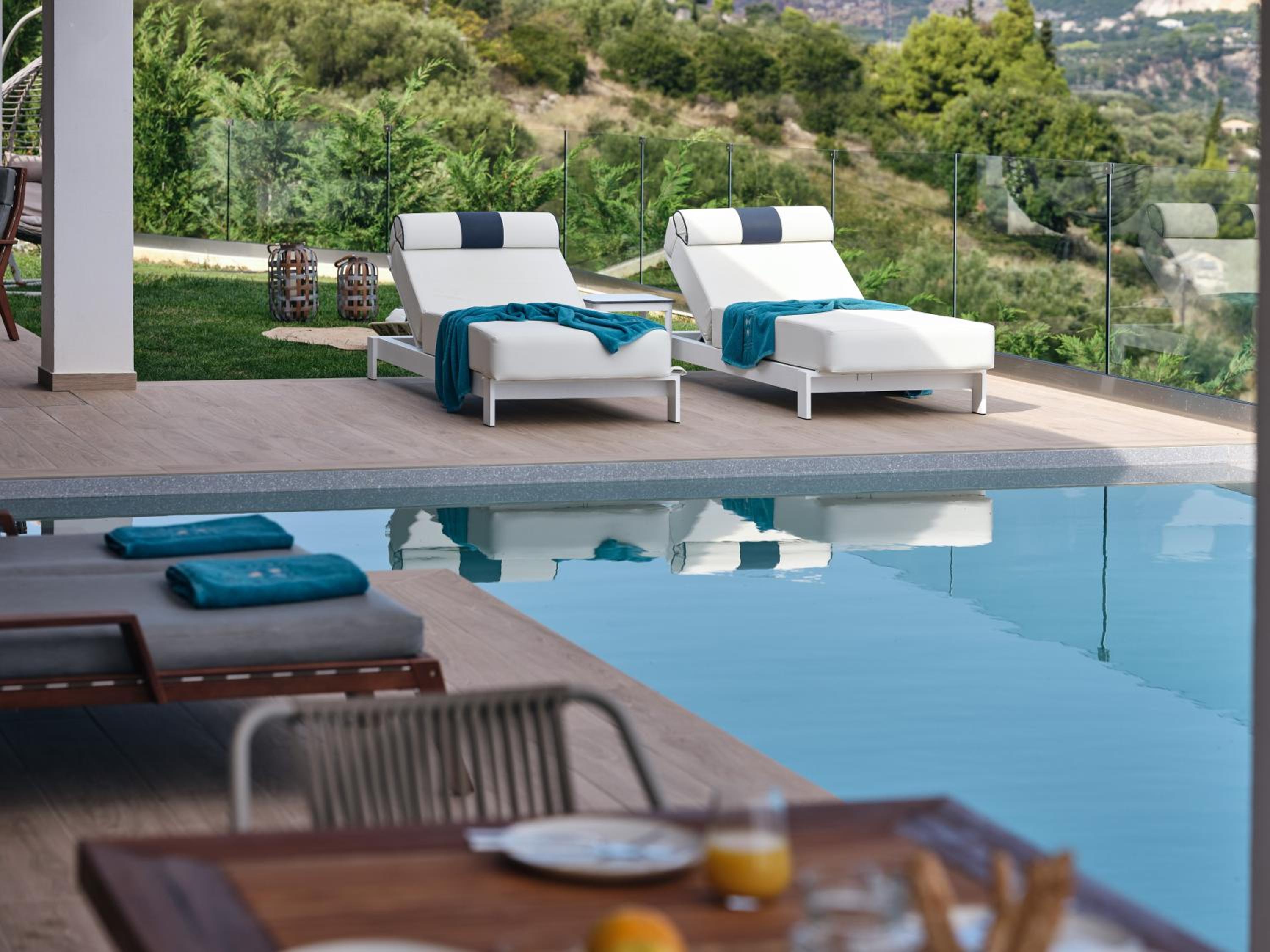 Alkyonides Villas
