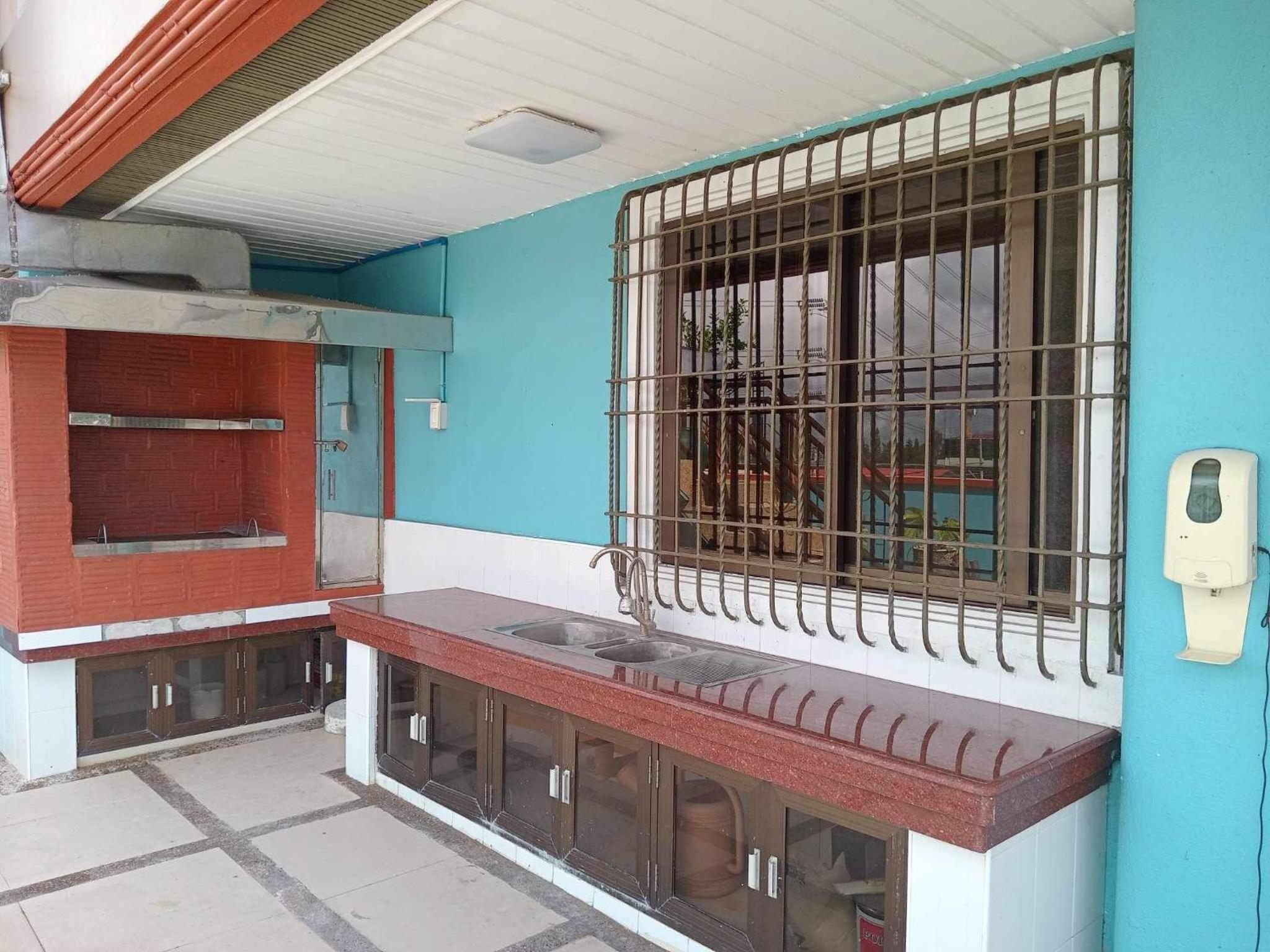 Maharlika's Peak a Dog-Friendly Tagaytay House