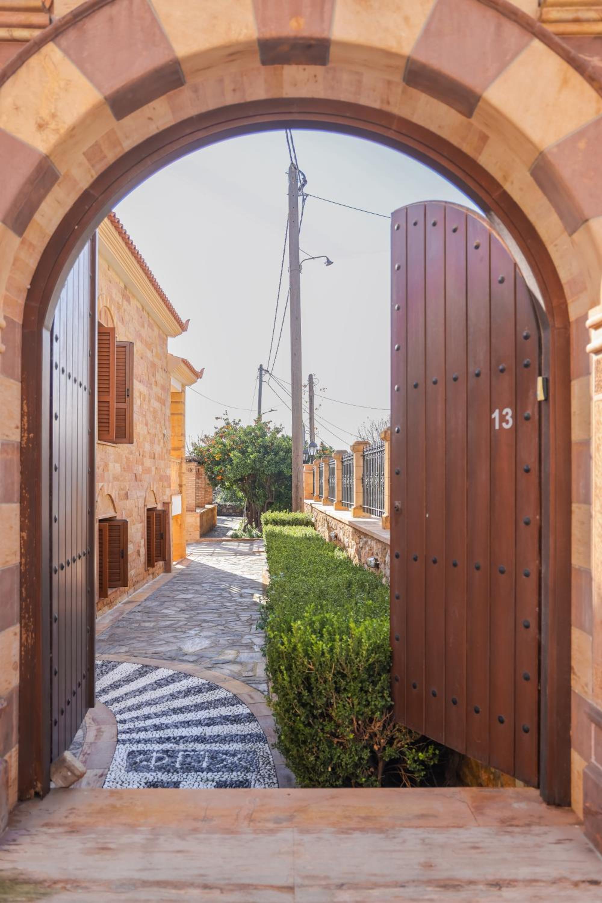 Archontiko Frideriki Luxury Apartments