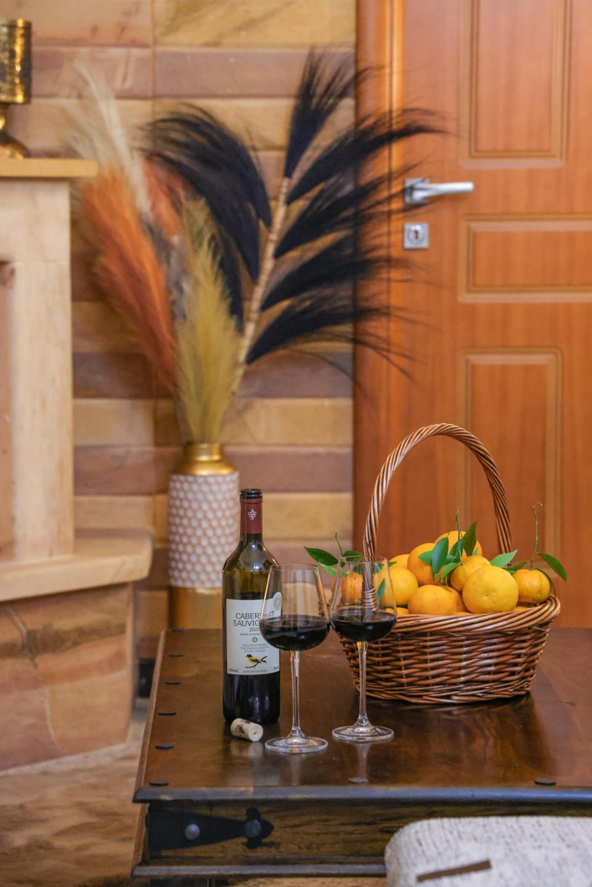 Archontiko Frideriki Luxury Apartments