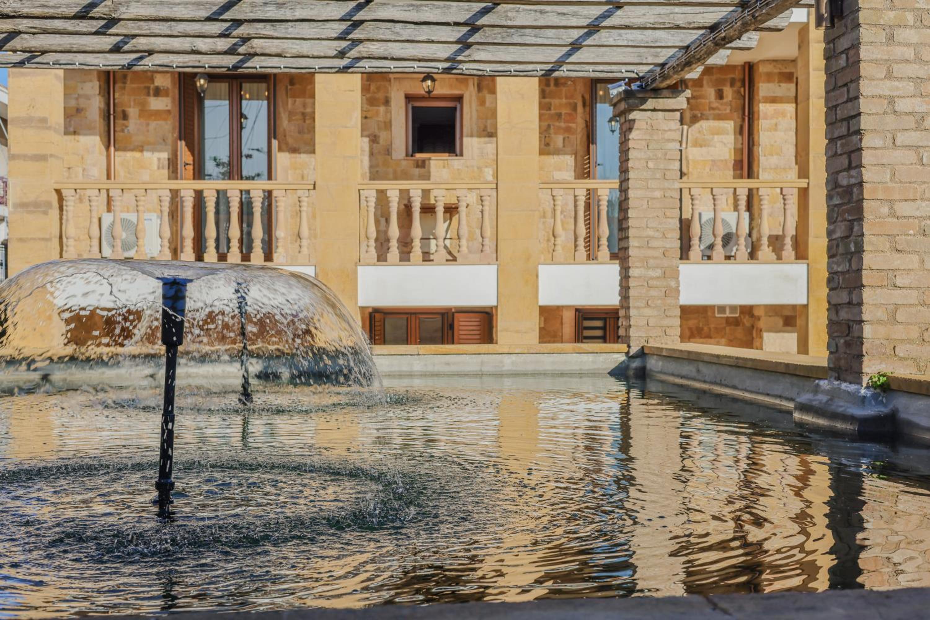 Archontiko Frideriki Luxury Apartments