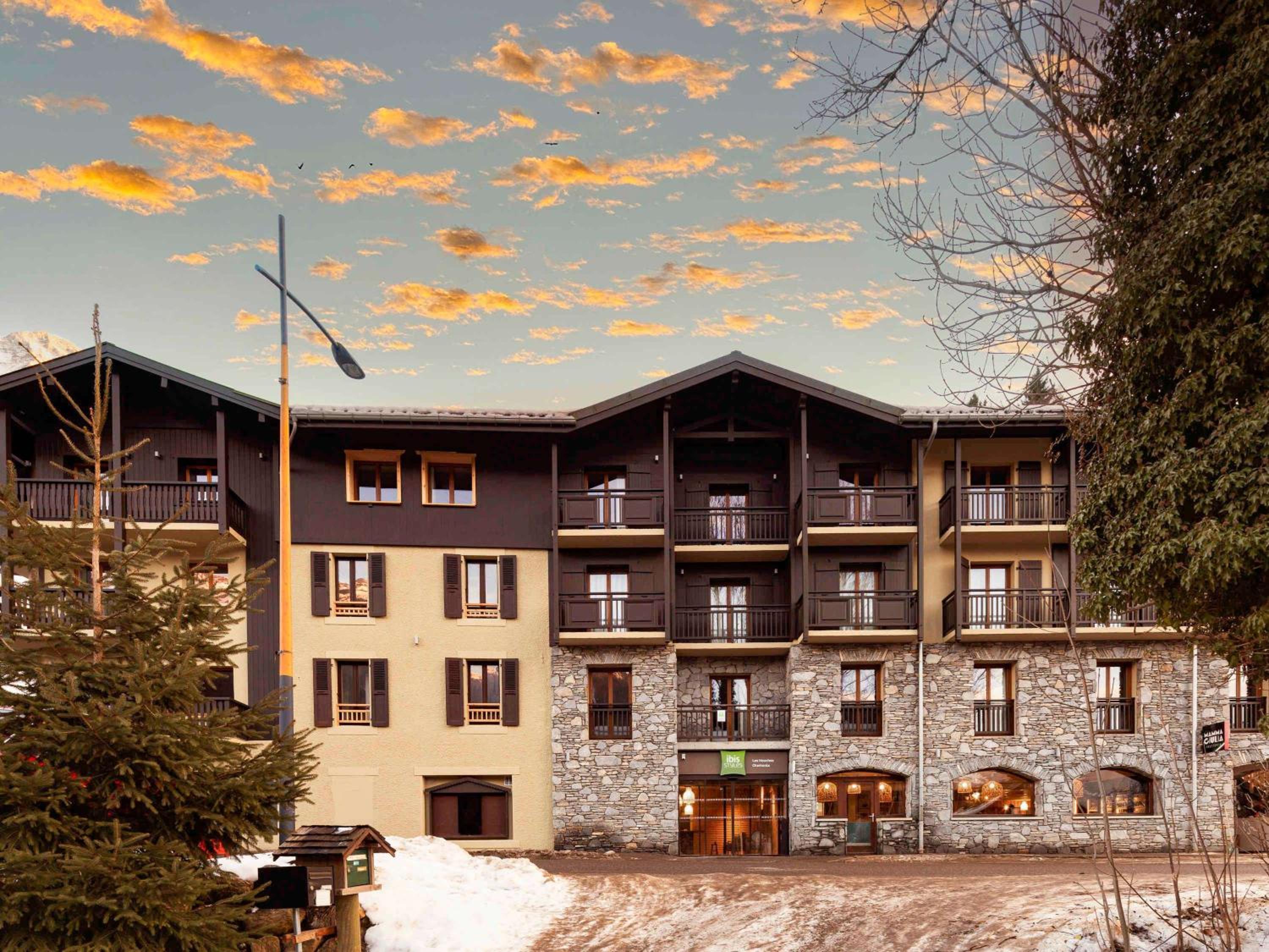 Les Houches Vacations - ibis Styles Les Houches Chamonix - Property Image 1