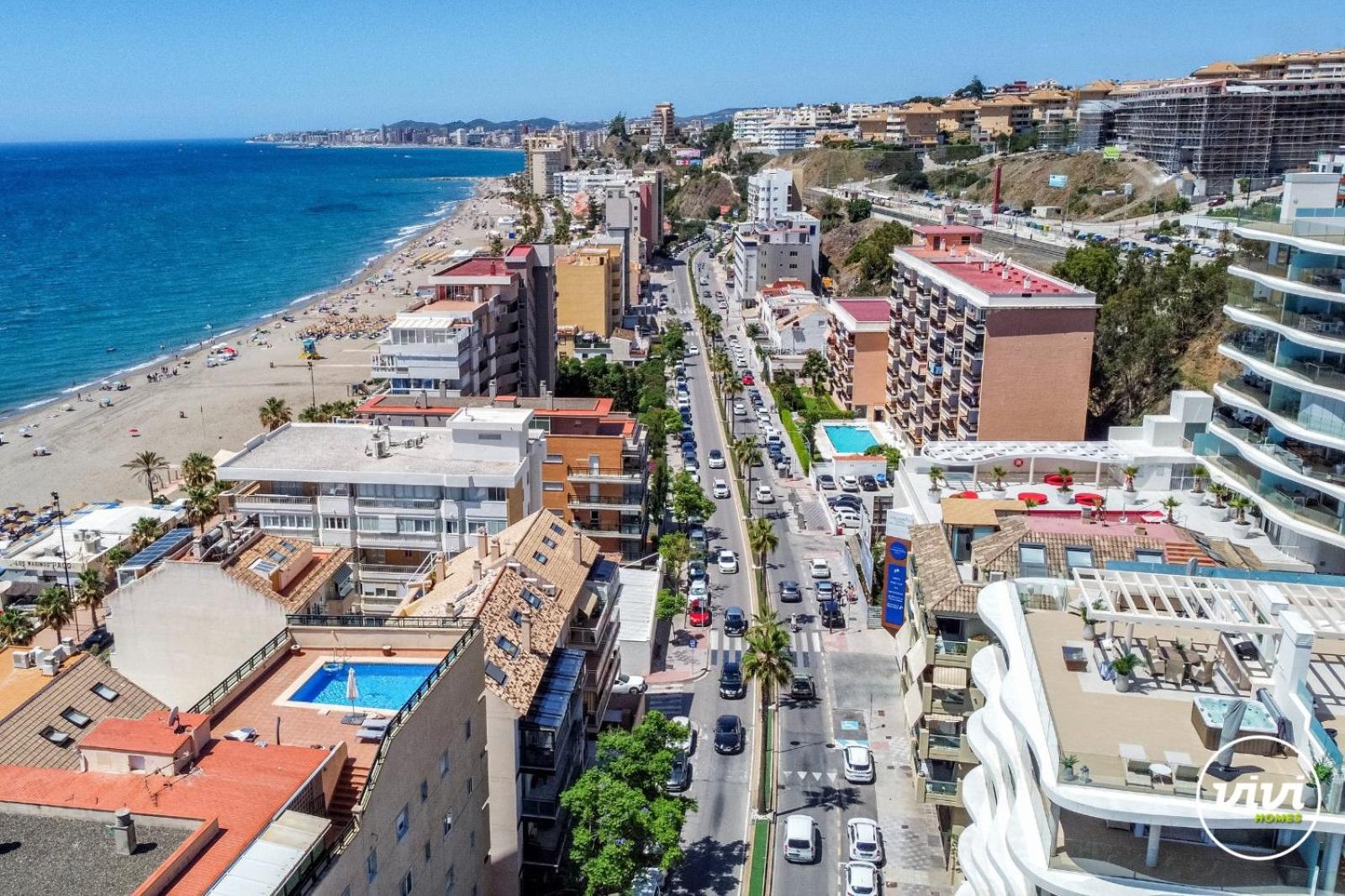 ViVi Homes - La Ola Pool, Terrace & Sea View