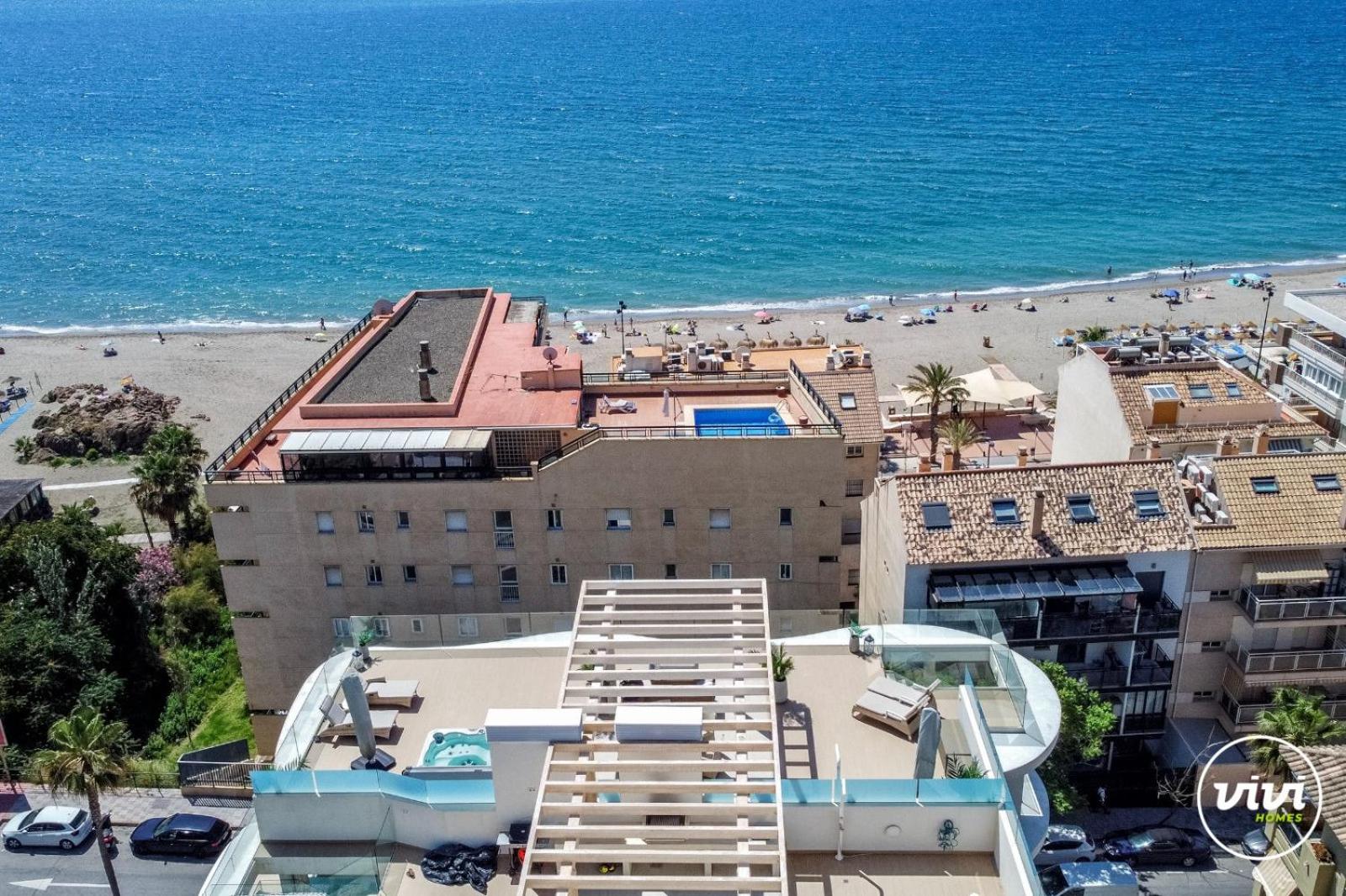 ViVi Homes - La Ola Pool, Terrace & Sea View