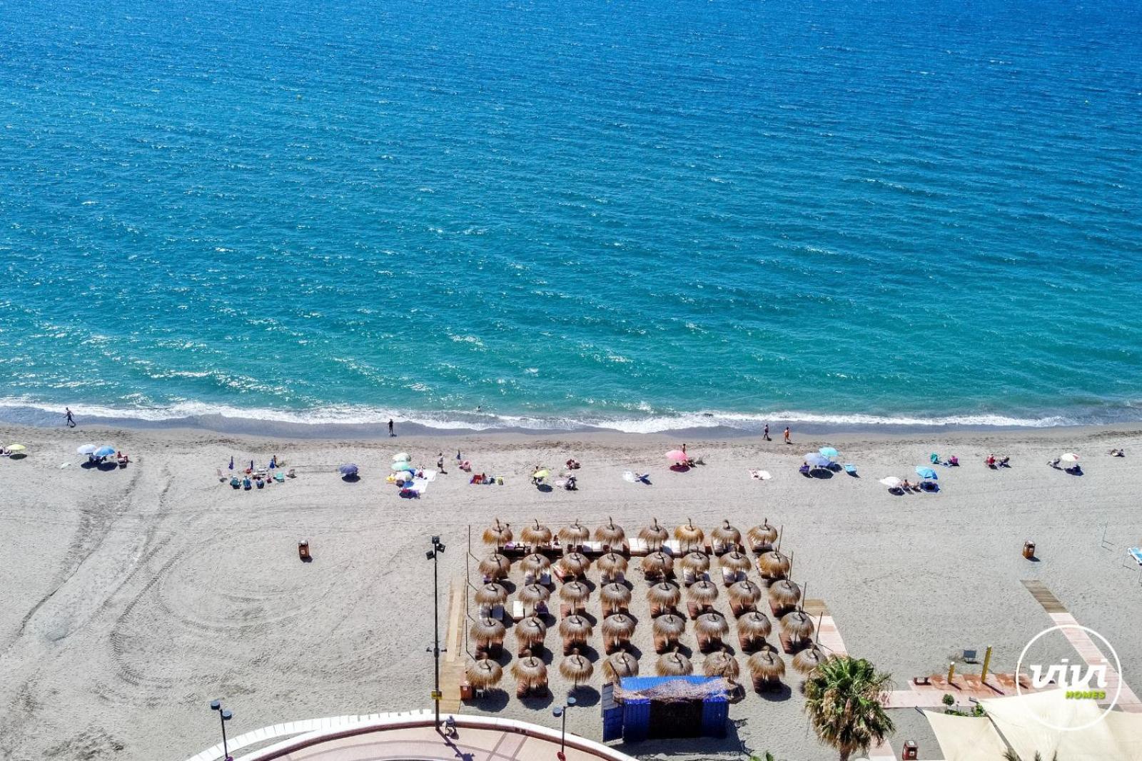 ViVi Homes - La Ola Pool, Terrace & Sea View