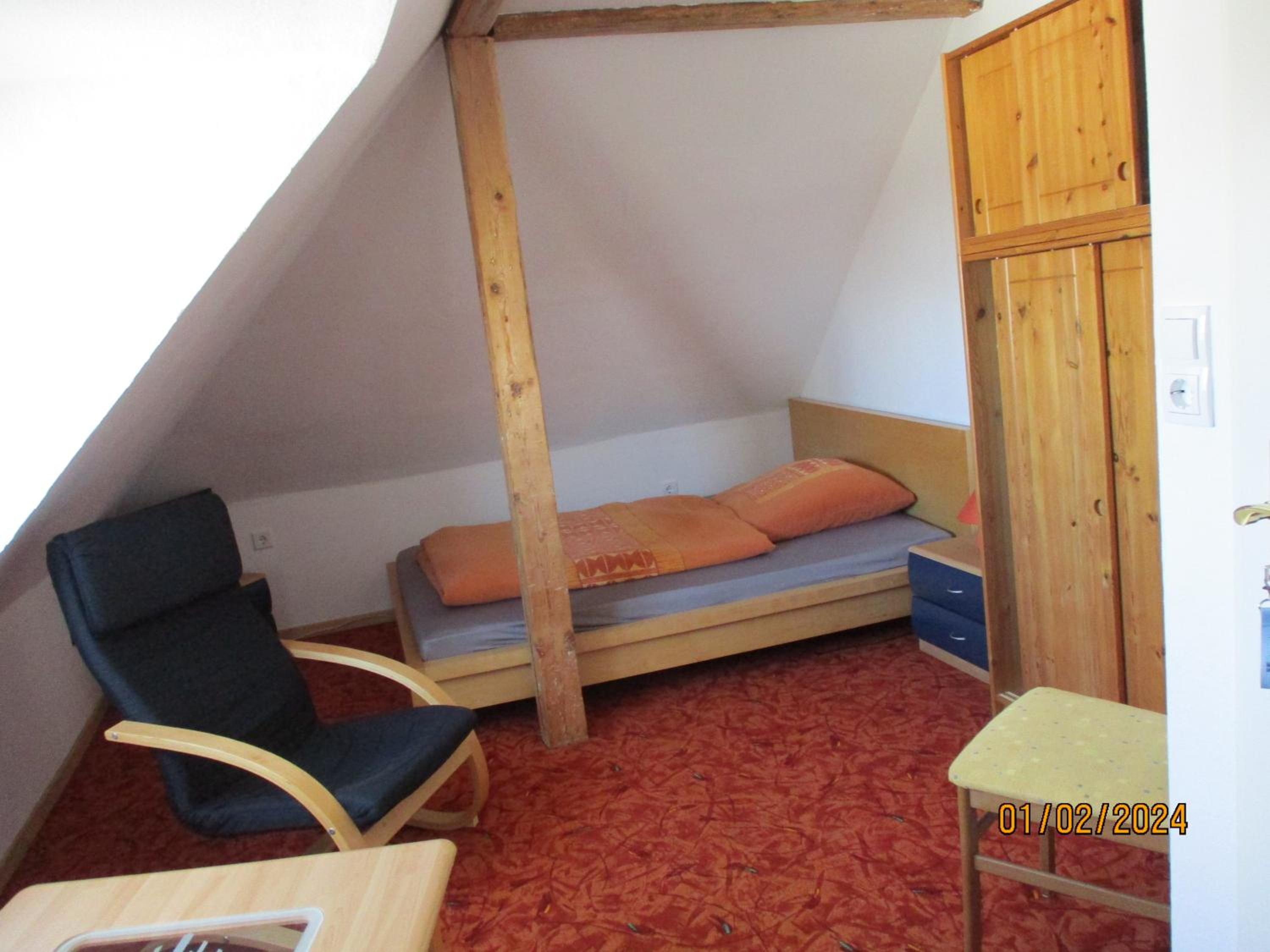 Photo 9