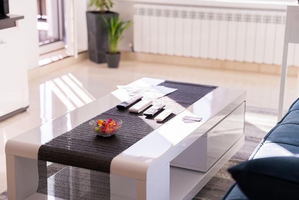 Digital Nomad Suites with Free Gym Pass and Office Setup