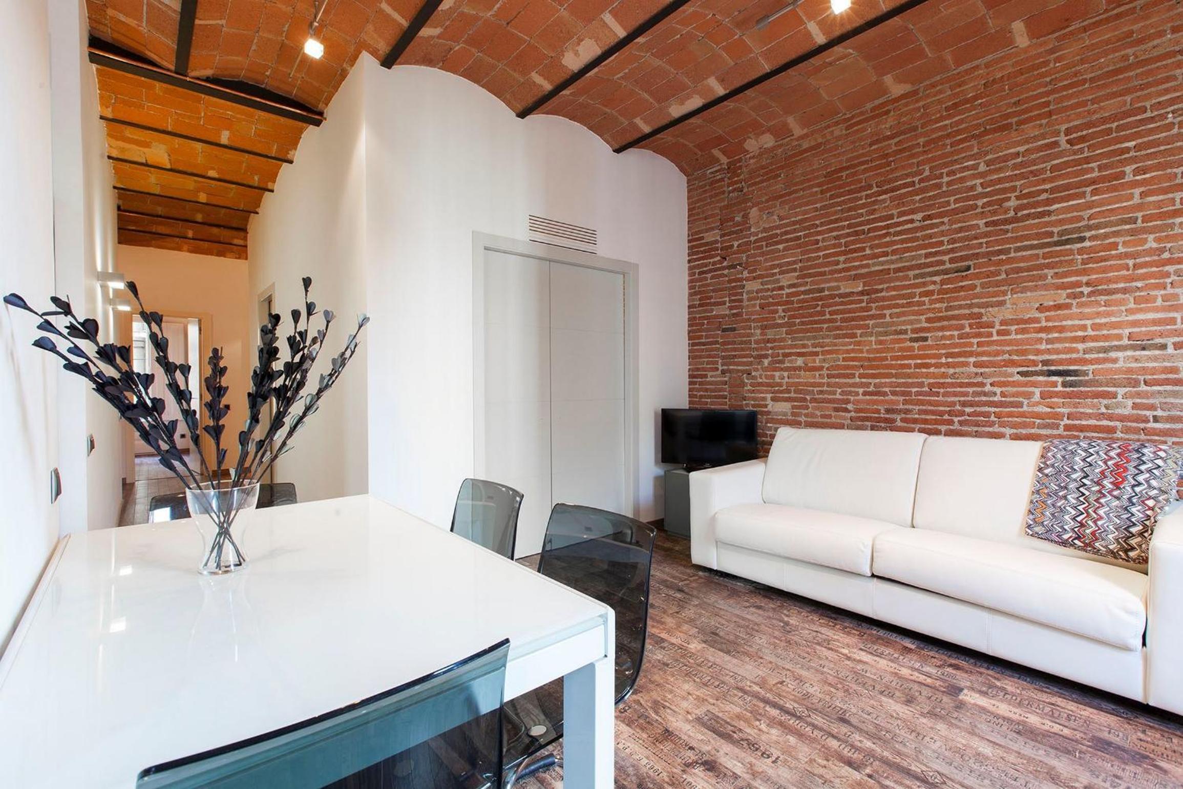 AB Paral·lel Spacious Apartments