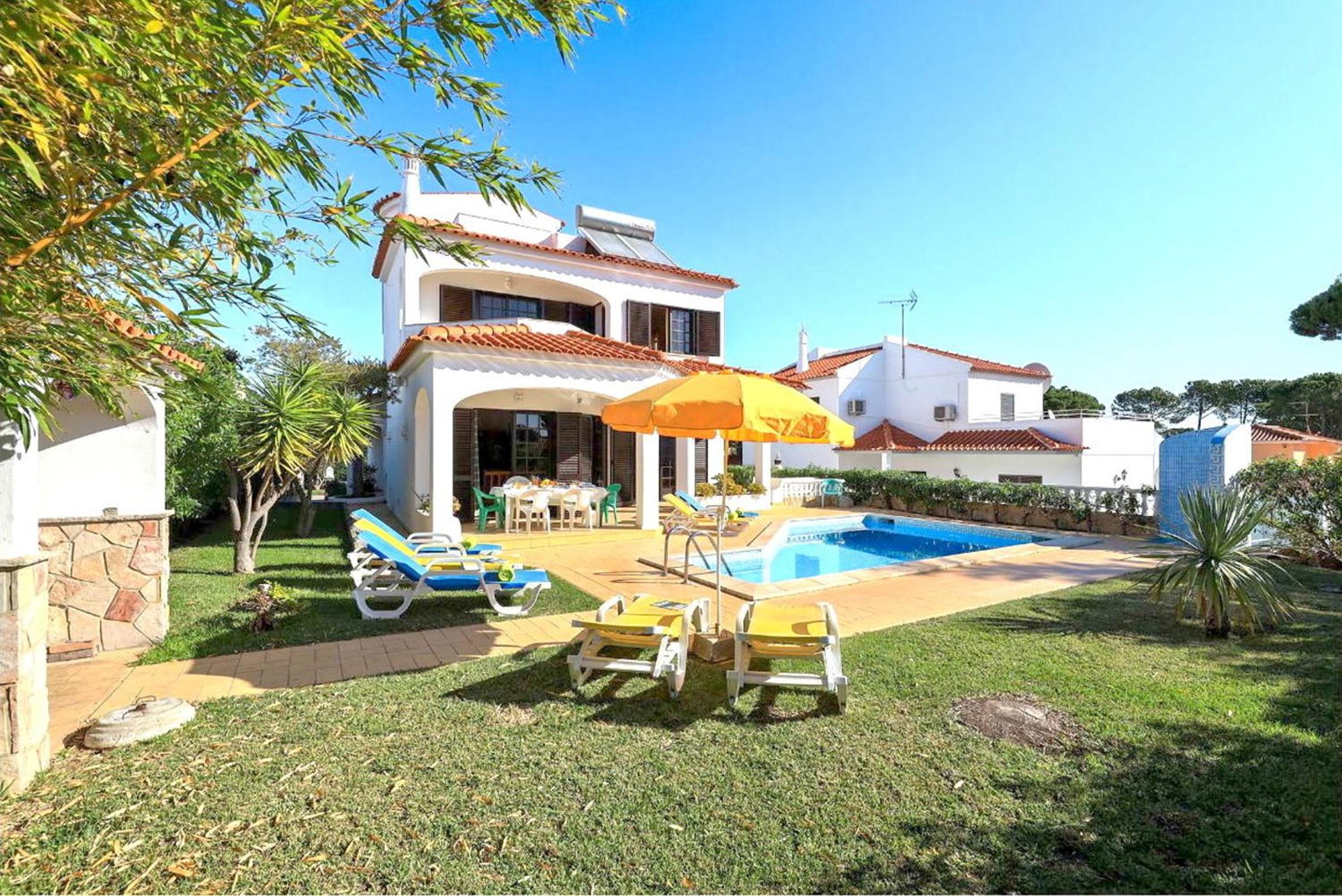 Spacious 4 bedroom villa, private pool, free air conditioning and wifi view 2