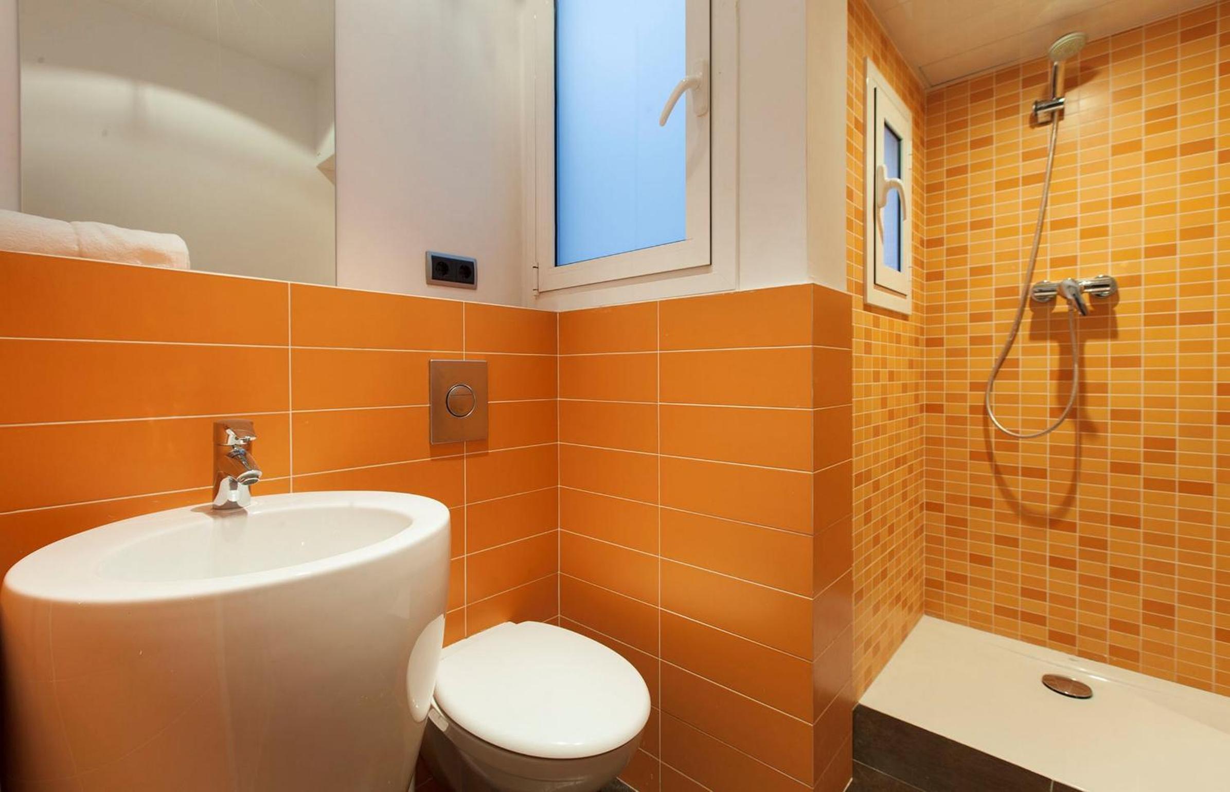 AB Paral·lel Spacious Apartments