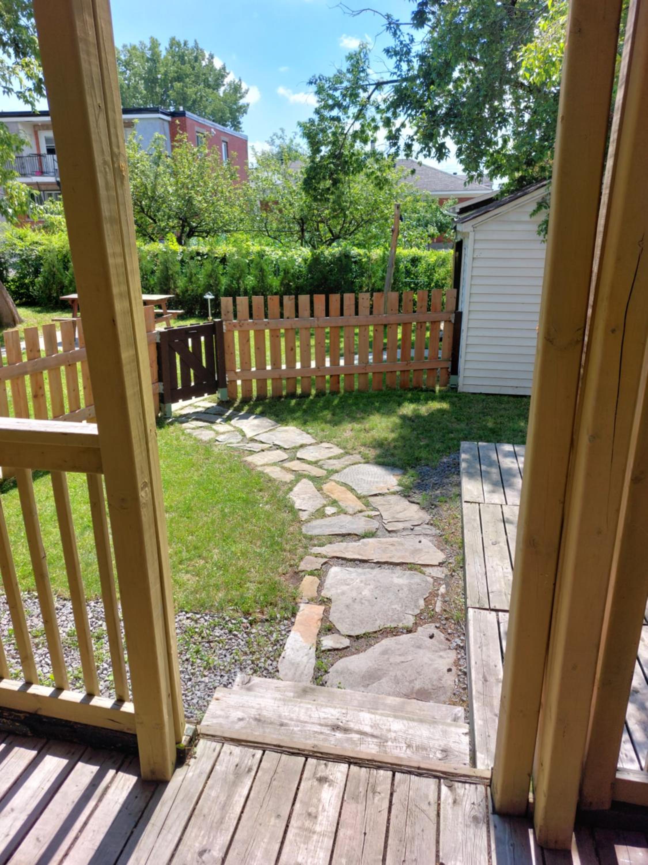 Appartement Cartier2 Free parking Backyard