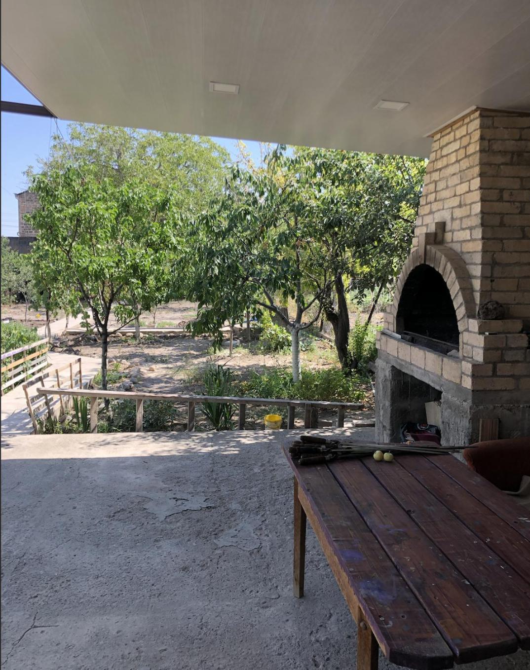 Julia's Place - Apartment, Garden & BBQ