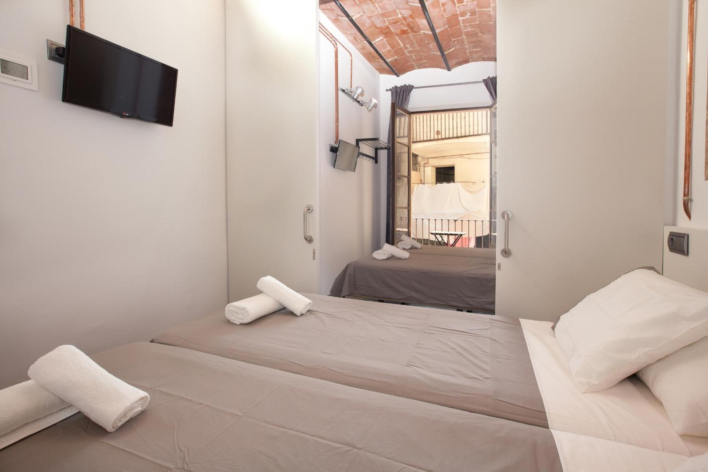 AB Paral·lel Spacious Apartments