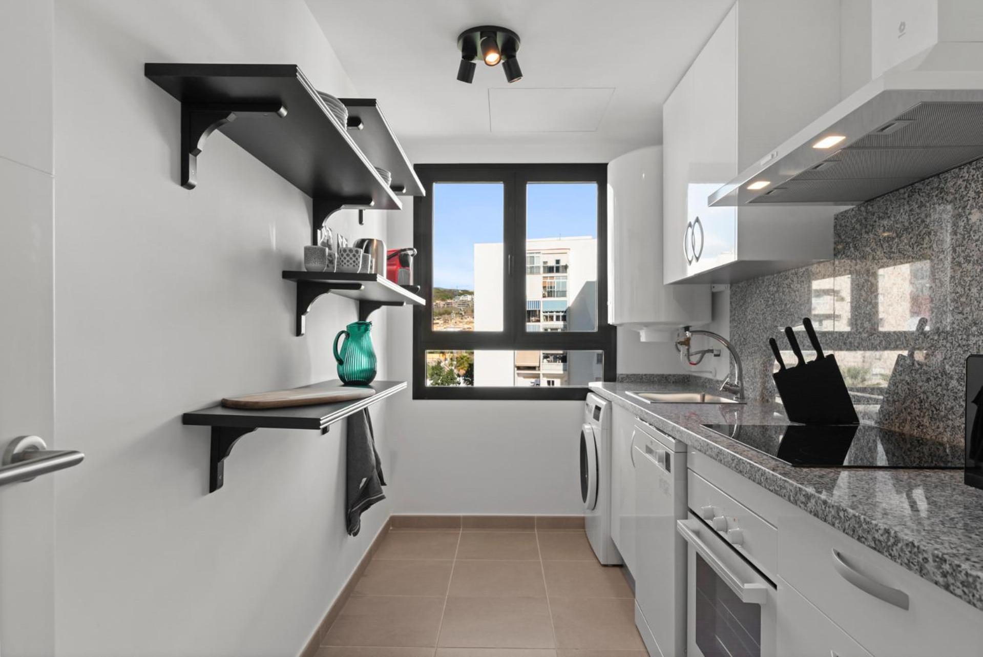 Nohemi - elegant city and beach apartment view 4