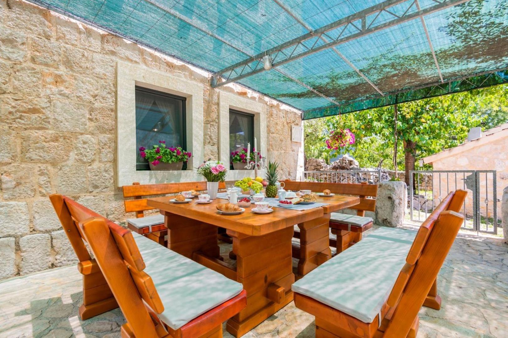 Villa Ognjištar Private Pool Quiet Location Makarska Riviera Hinterland view 5