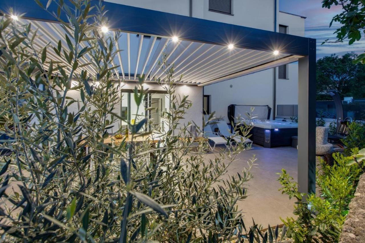 Premium Apartments