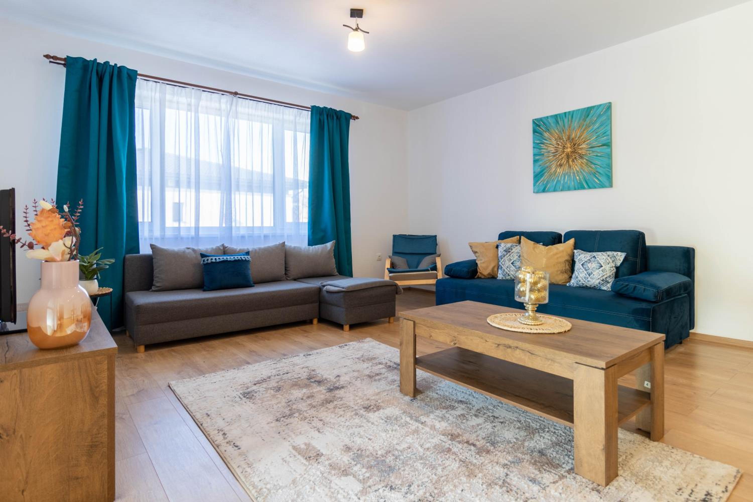 Lotus Apartman I view 5