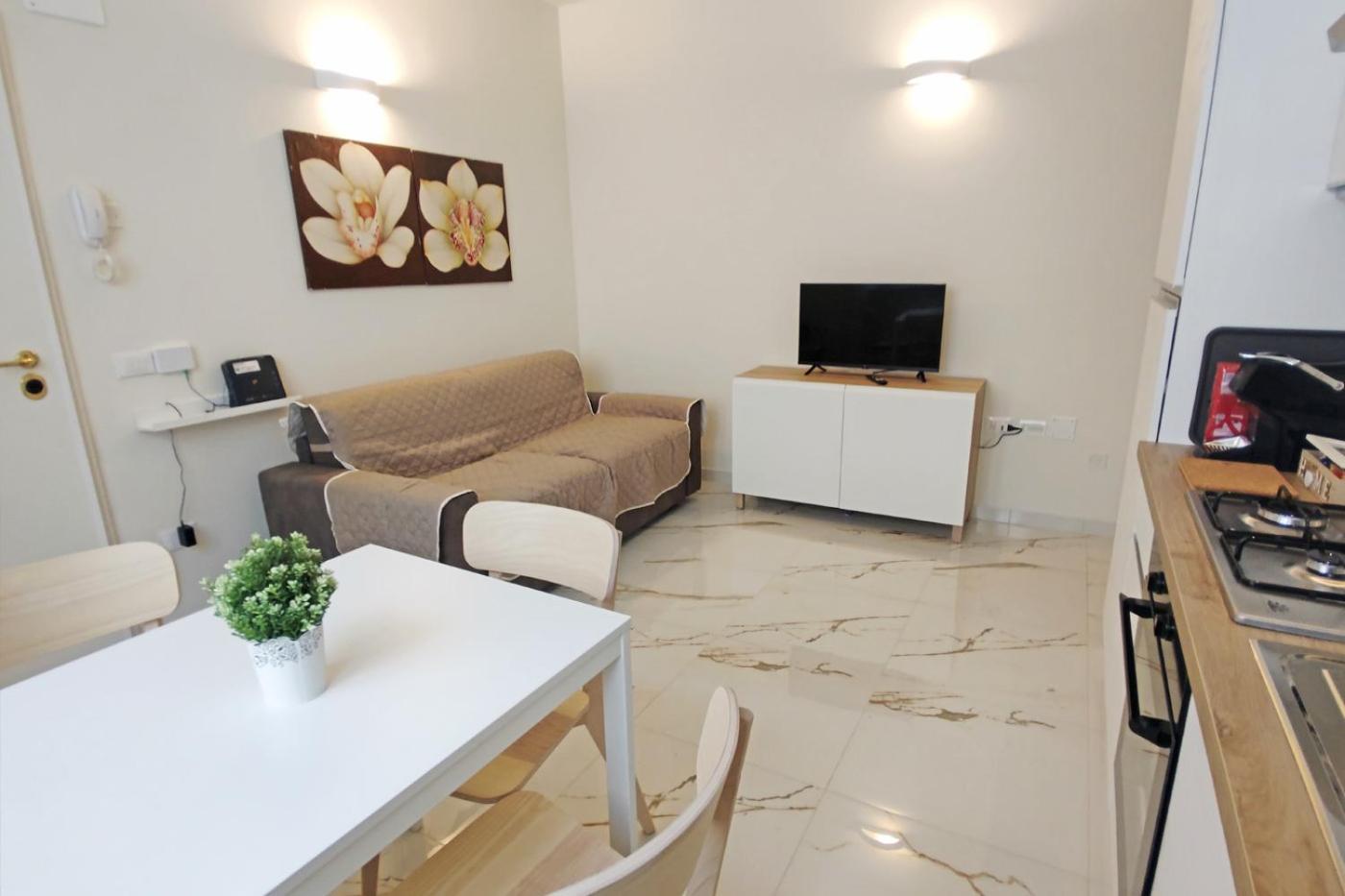 PL9 HOUSE en Parma — hotel room
