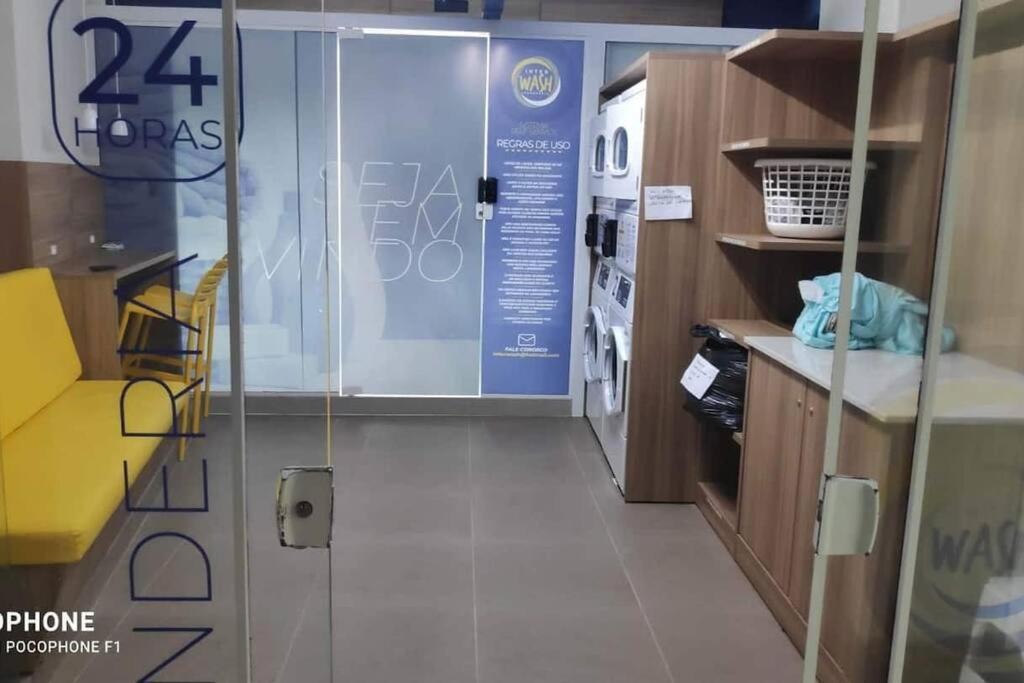 Frente Mar com Piscina, Garagem e Vista Linda