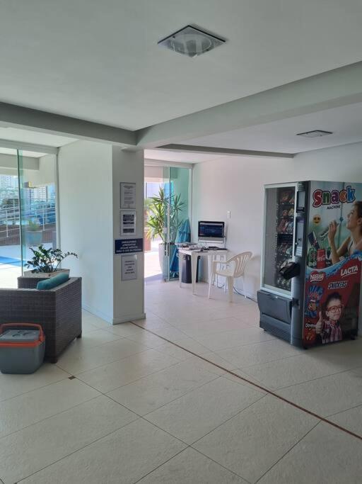 Frente Mar com Piscina, Garagem e Vista Linda