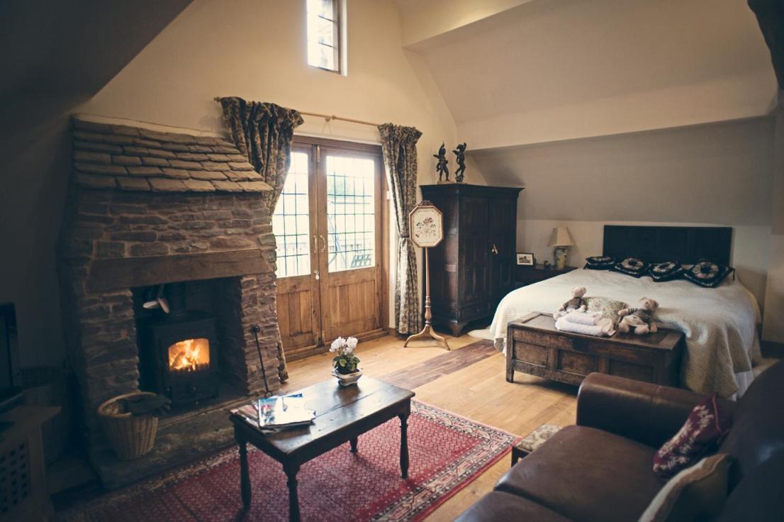 Coach House view 3