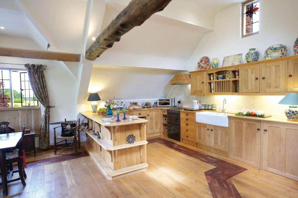 Coach House view 4