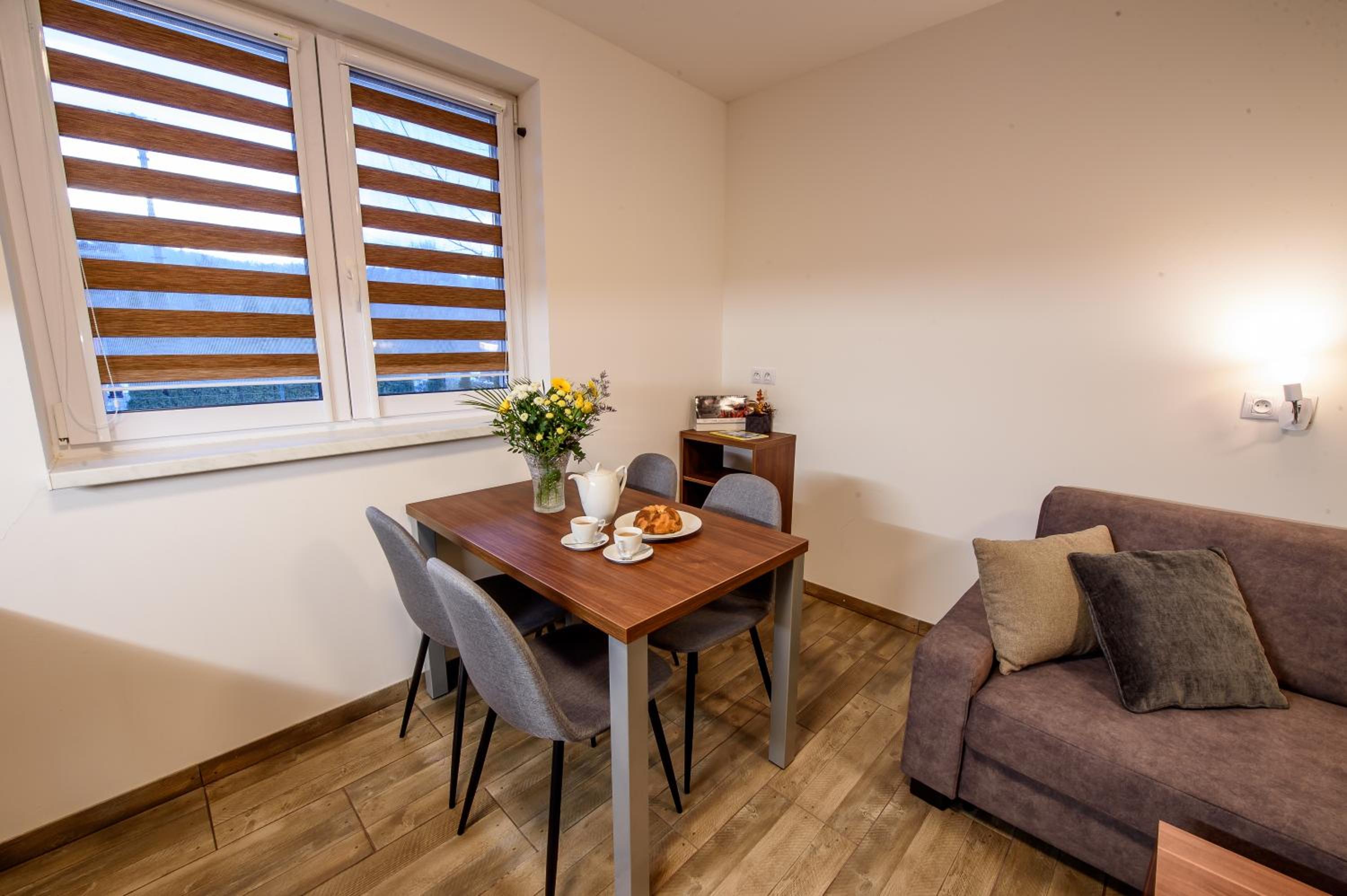 Apartmány DoLosin