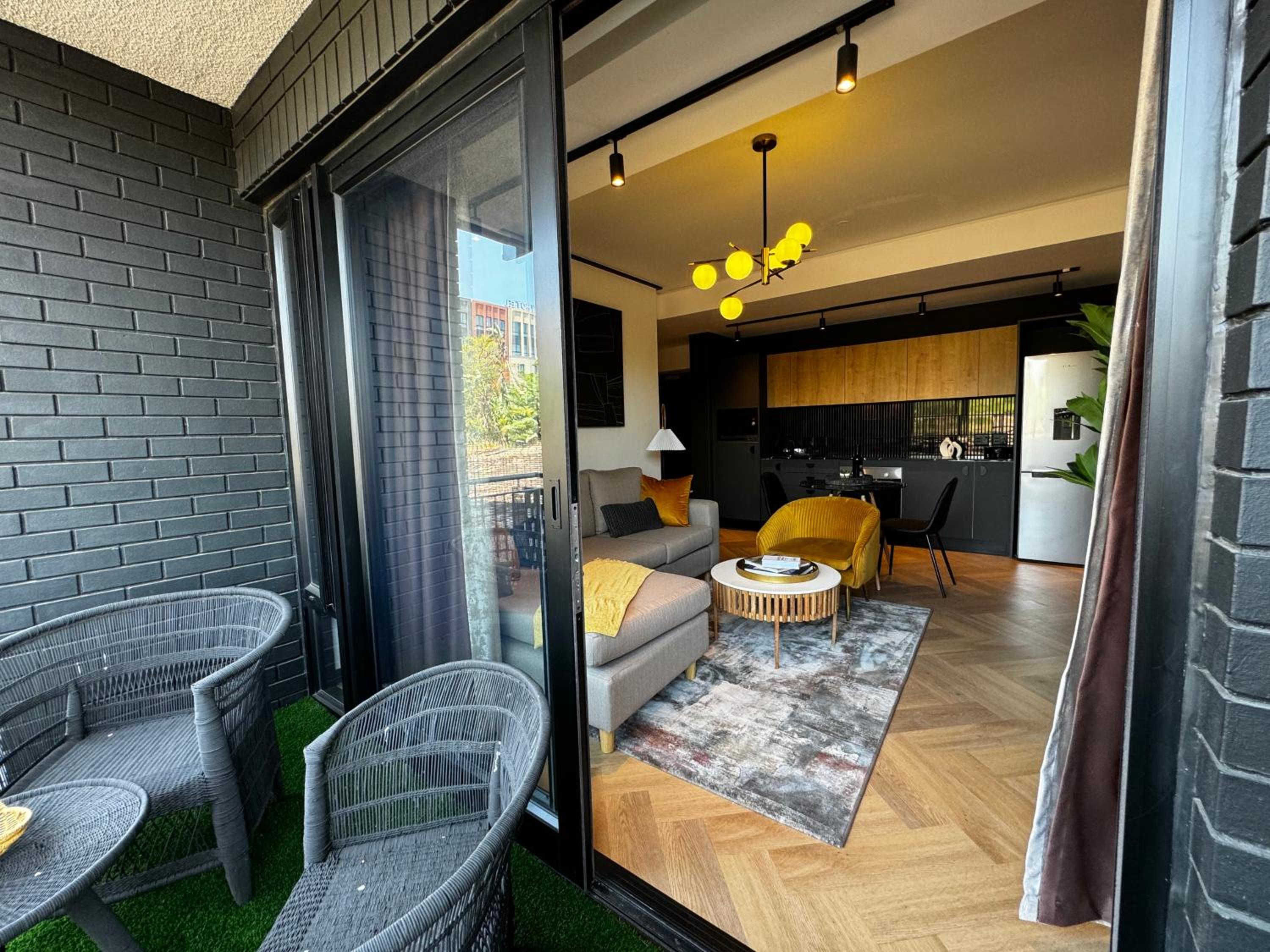 S.A.E. Nine Palms Luxury view 4