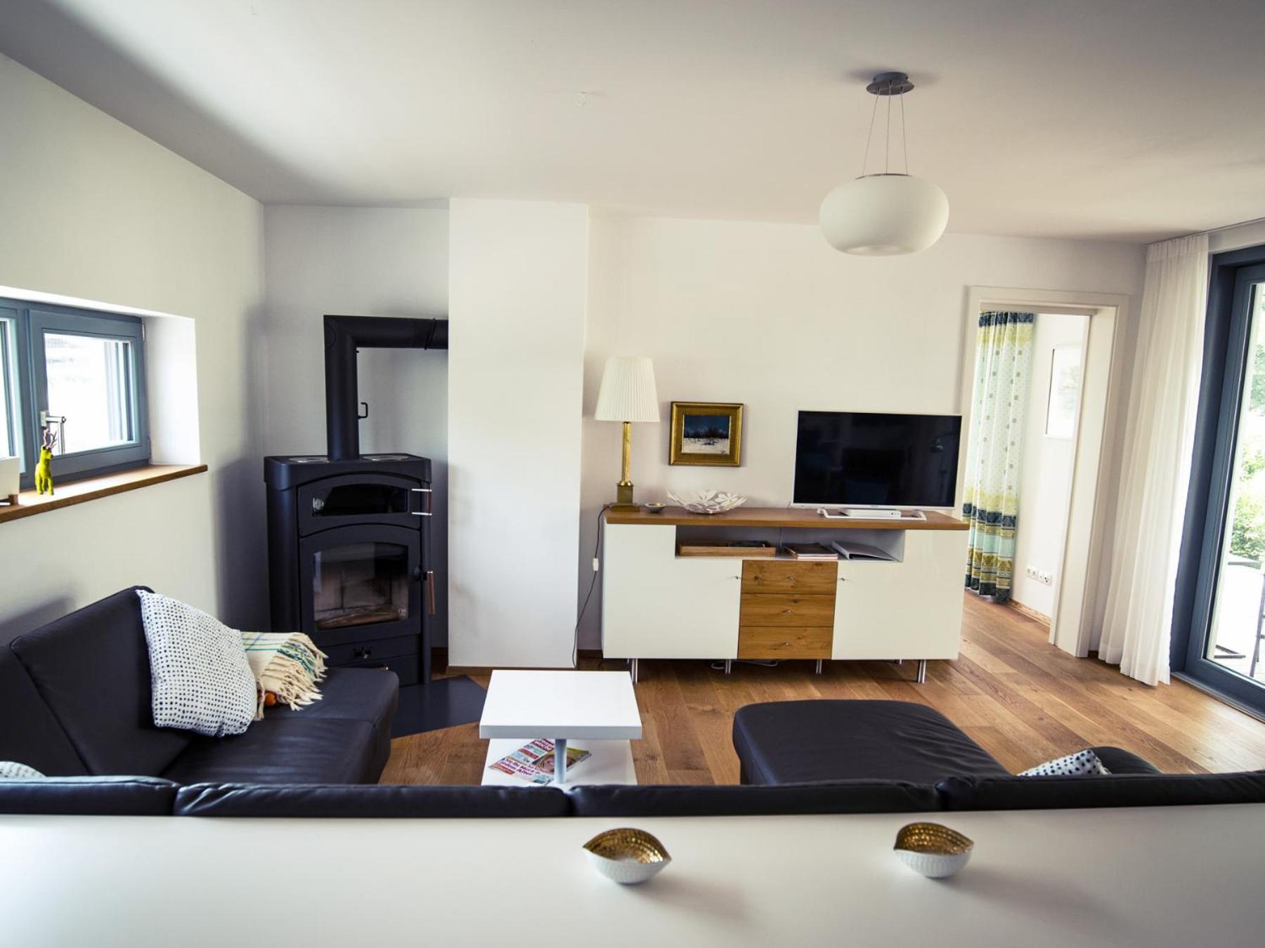Ferienwohnung Seeufer - Exklusiv direkt am See mit großer Terrasse in Kressbronn